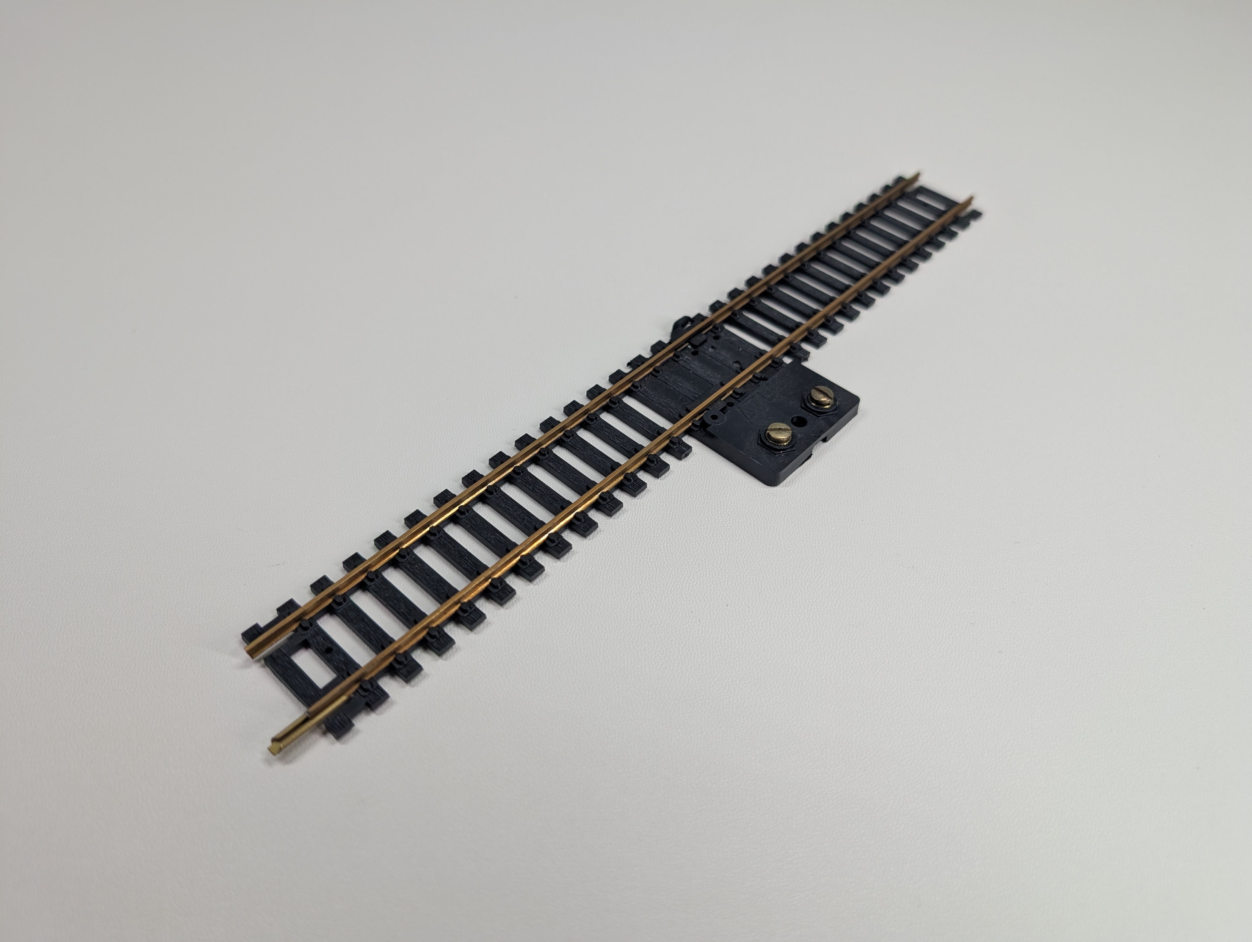 USED Atlas 40 HO Scale 9" Straight Terminal Track, Brass