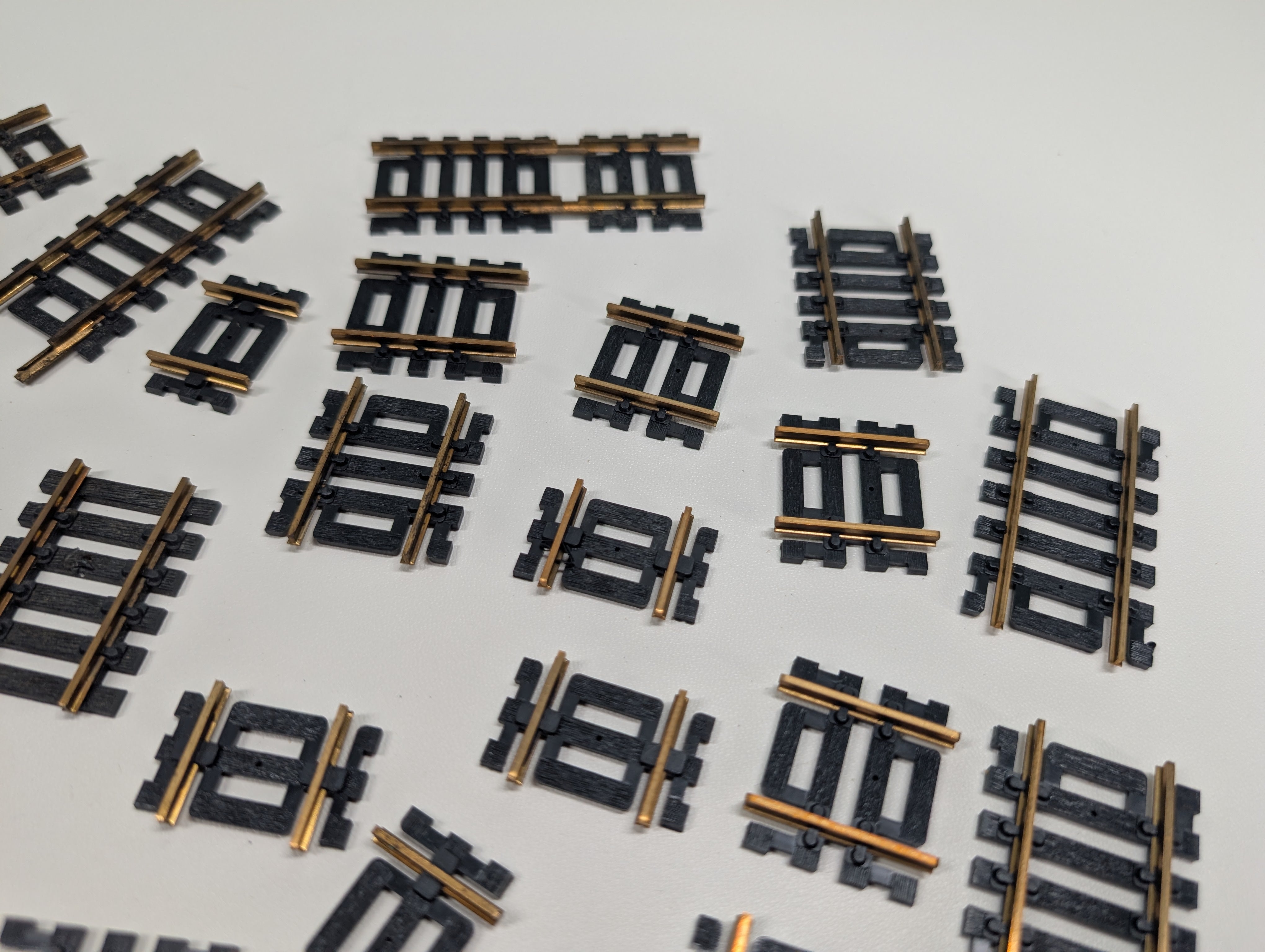 USED Atlas HO Scale Lot of Small Code 100 Brass Track Pieces