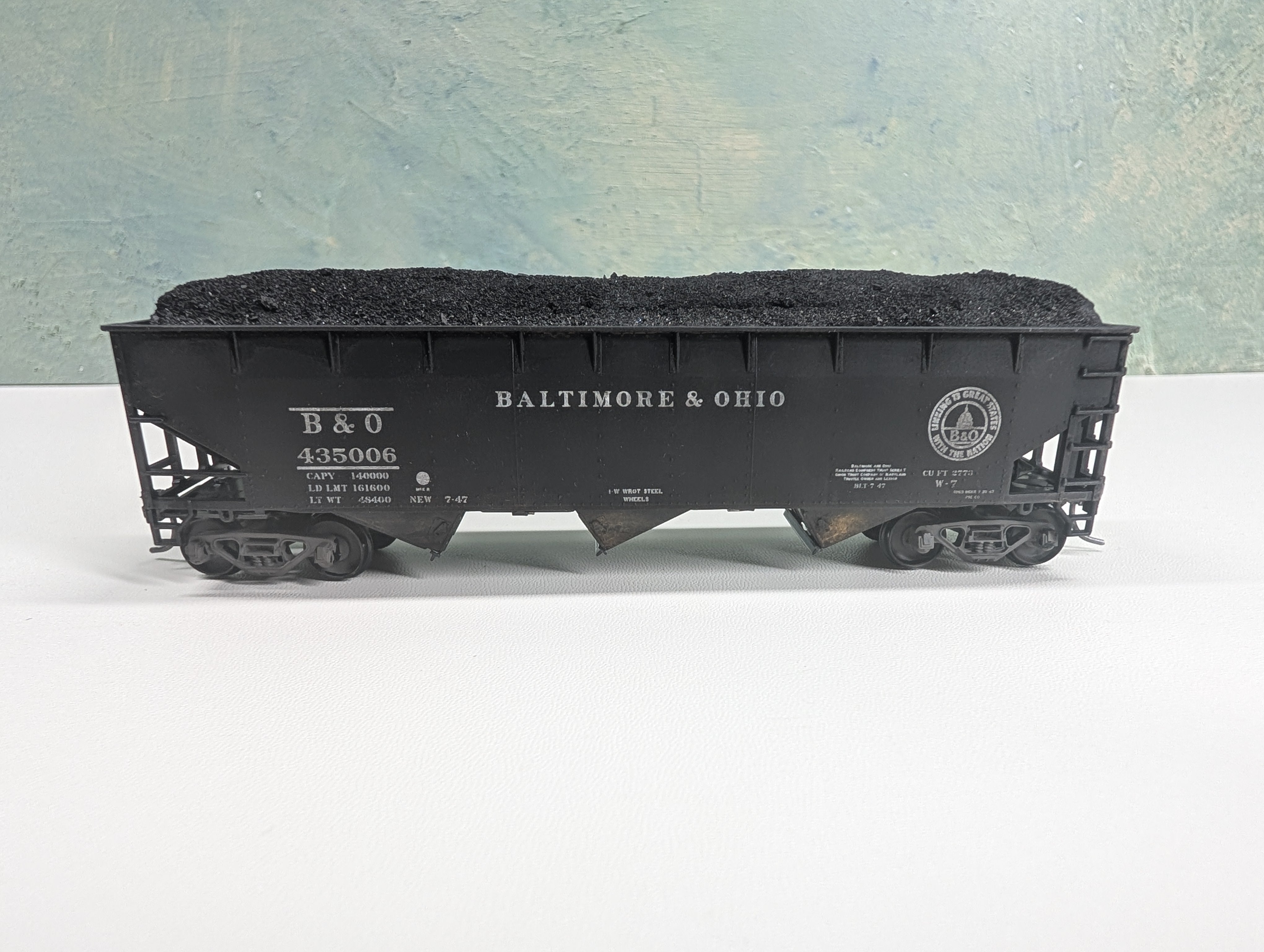 USED Stewart Hobbies HO Scale 3 Bay Open Hopper w/ Coal Load Baltimore and Ohio B&O #435006 Weathering