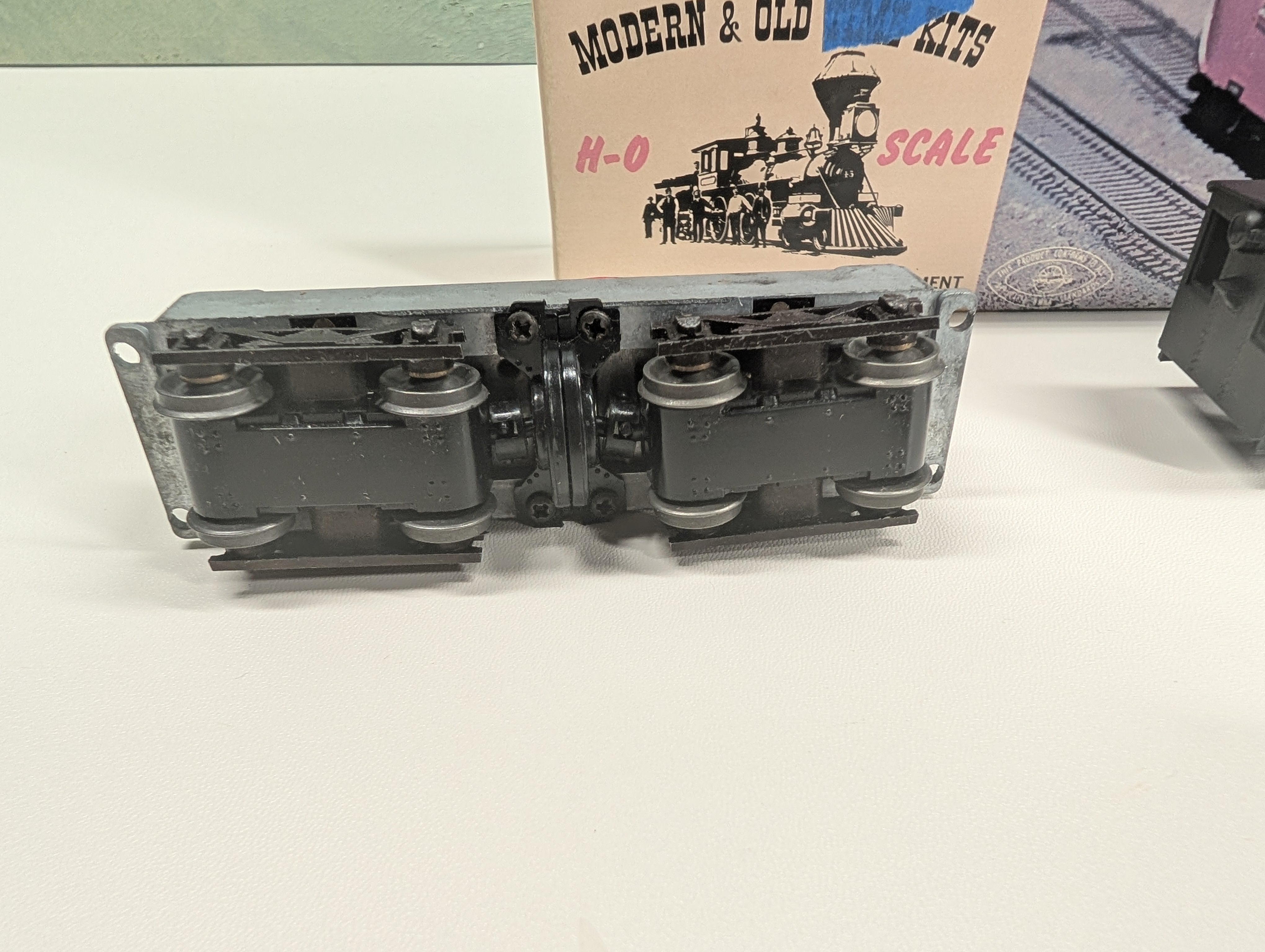 USED Roundhouse HO Scale Flywheel Diesel Track Cleaner Jersey Central Lines #1000 KIT