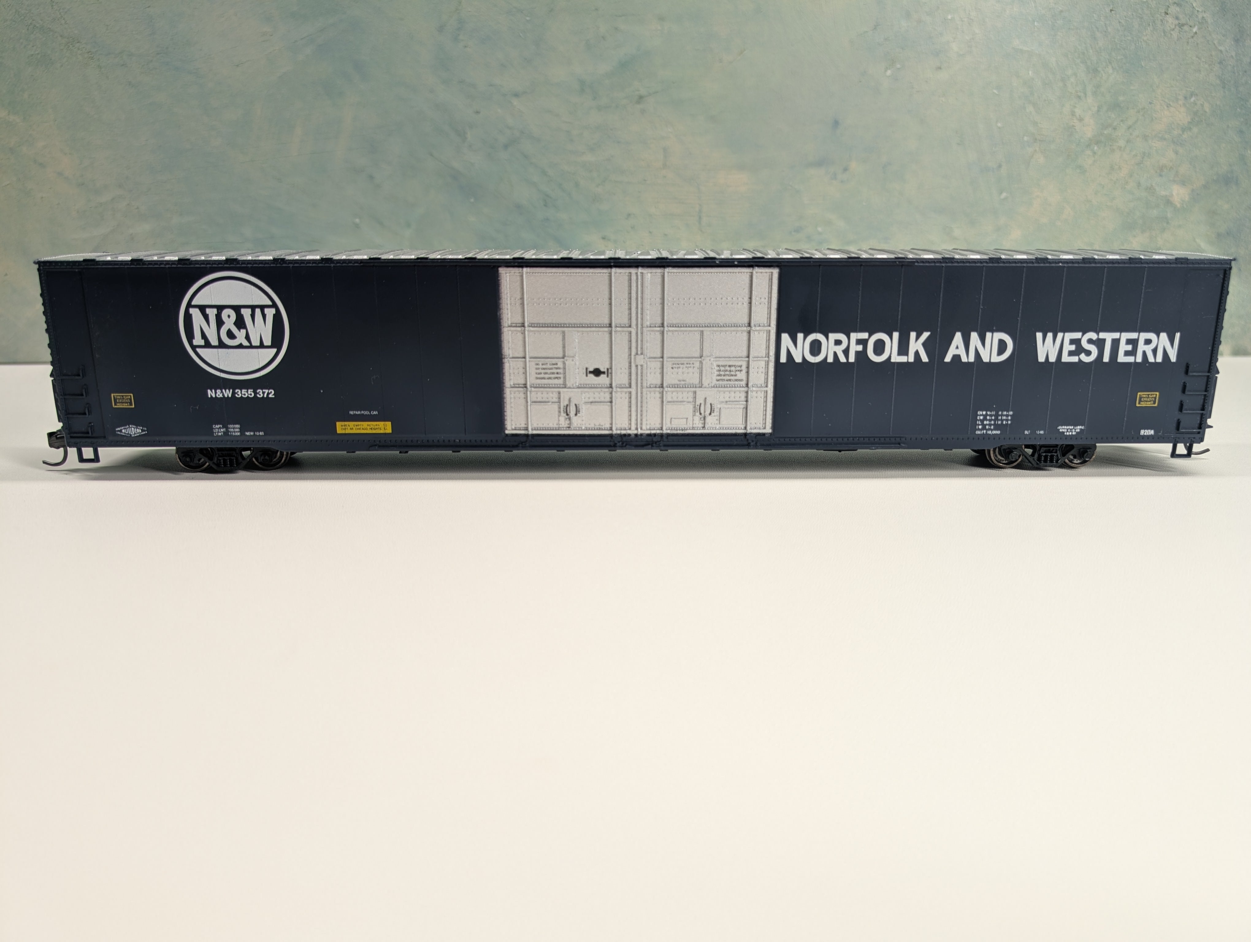USED Athearn HO Scale 86' HI-Cube Box Car Norfolk & Western N&W #355372