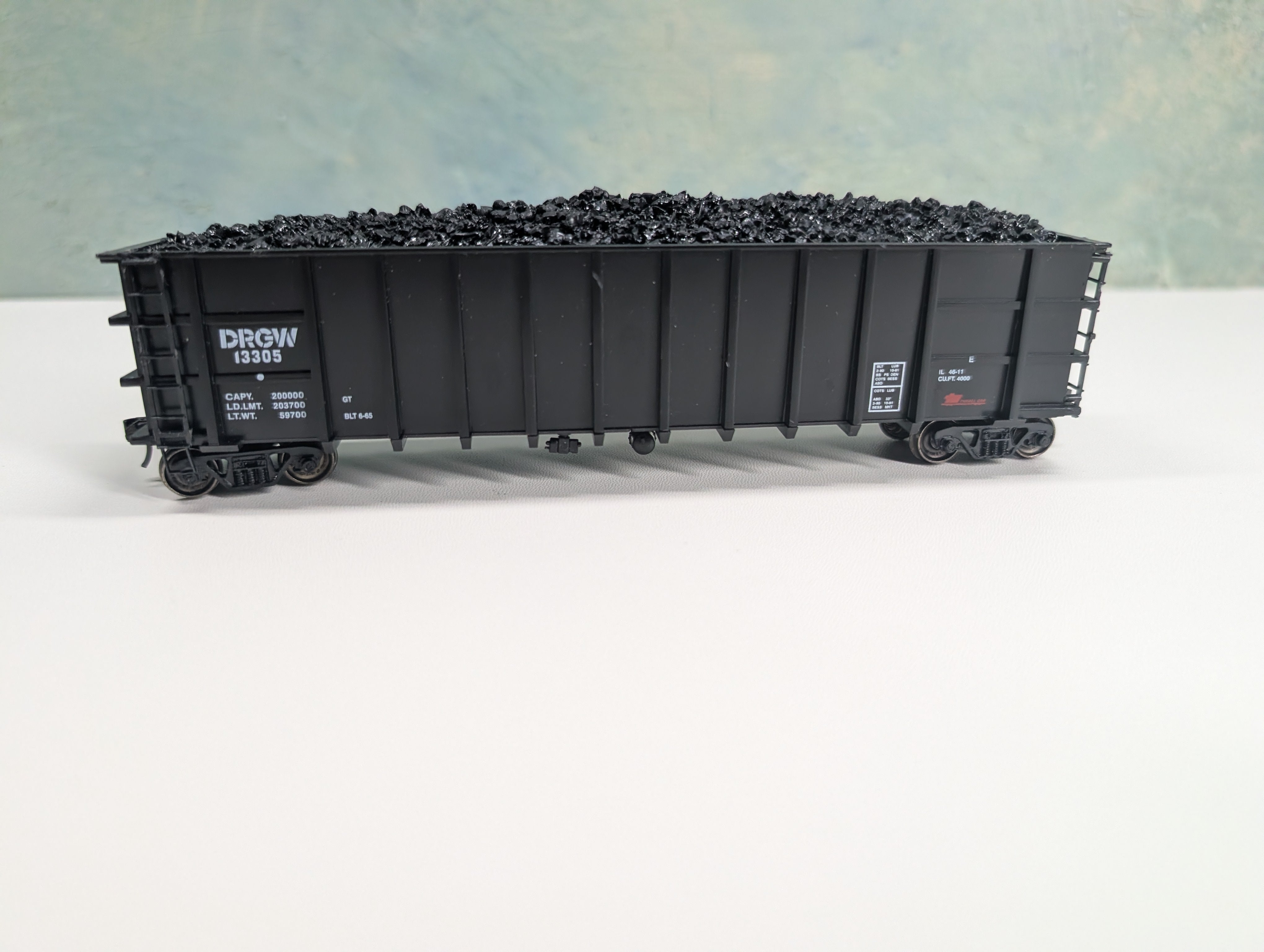USED Roundhouse HO Scale Thrall Hi-Side Gondola w/ Coal Load Rio Grande DRGW #13305