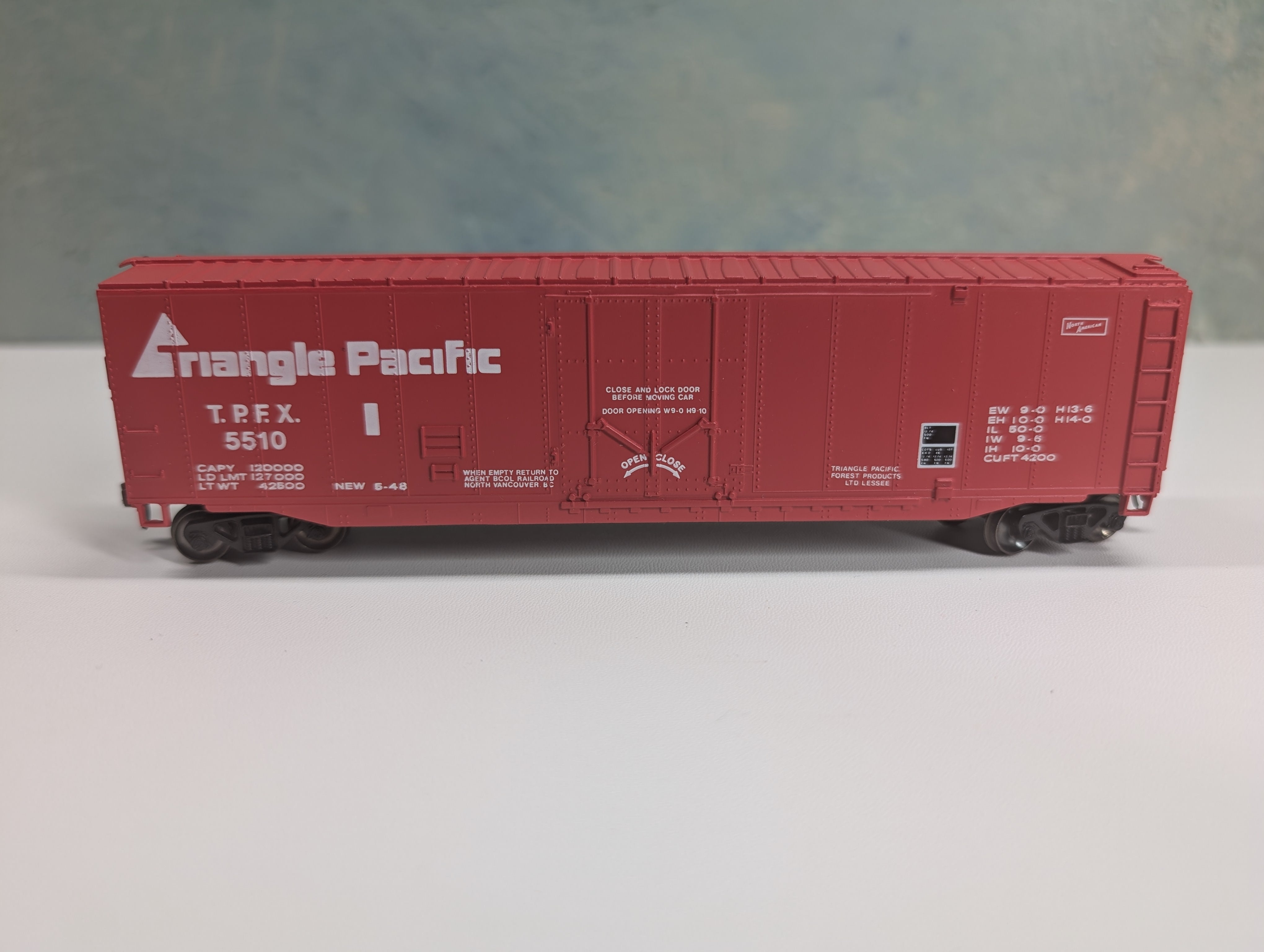 USED HO Scale 50' Box Car Triangle Pacific TPFX #5510