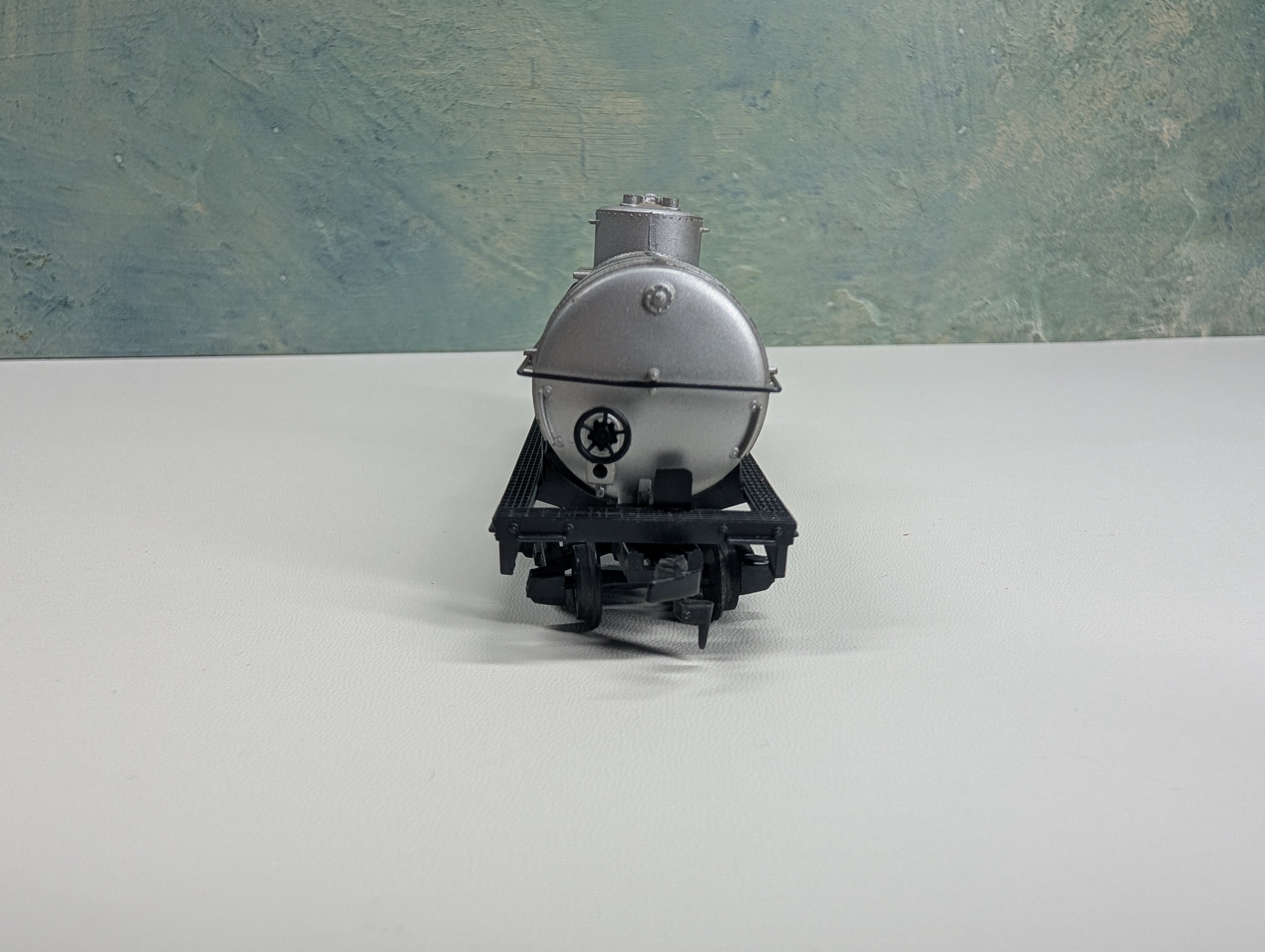 USED HO Scale Single Dome Tank Car Texaco