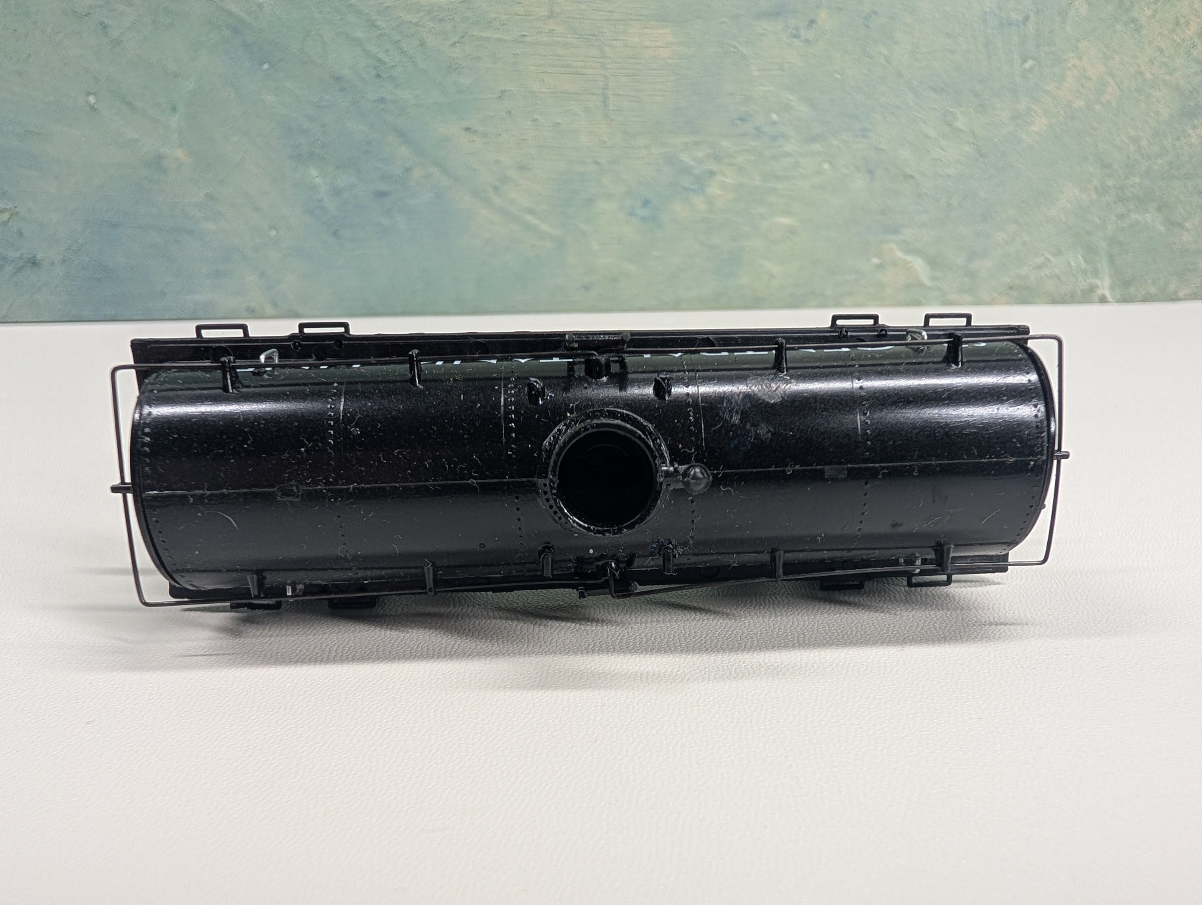 USED Roundhouse 3373 HO Scale 26' Tank Car Central Tank Line CTI #233