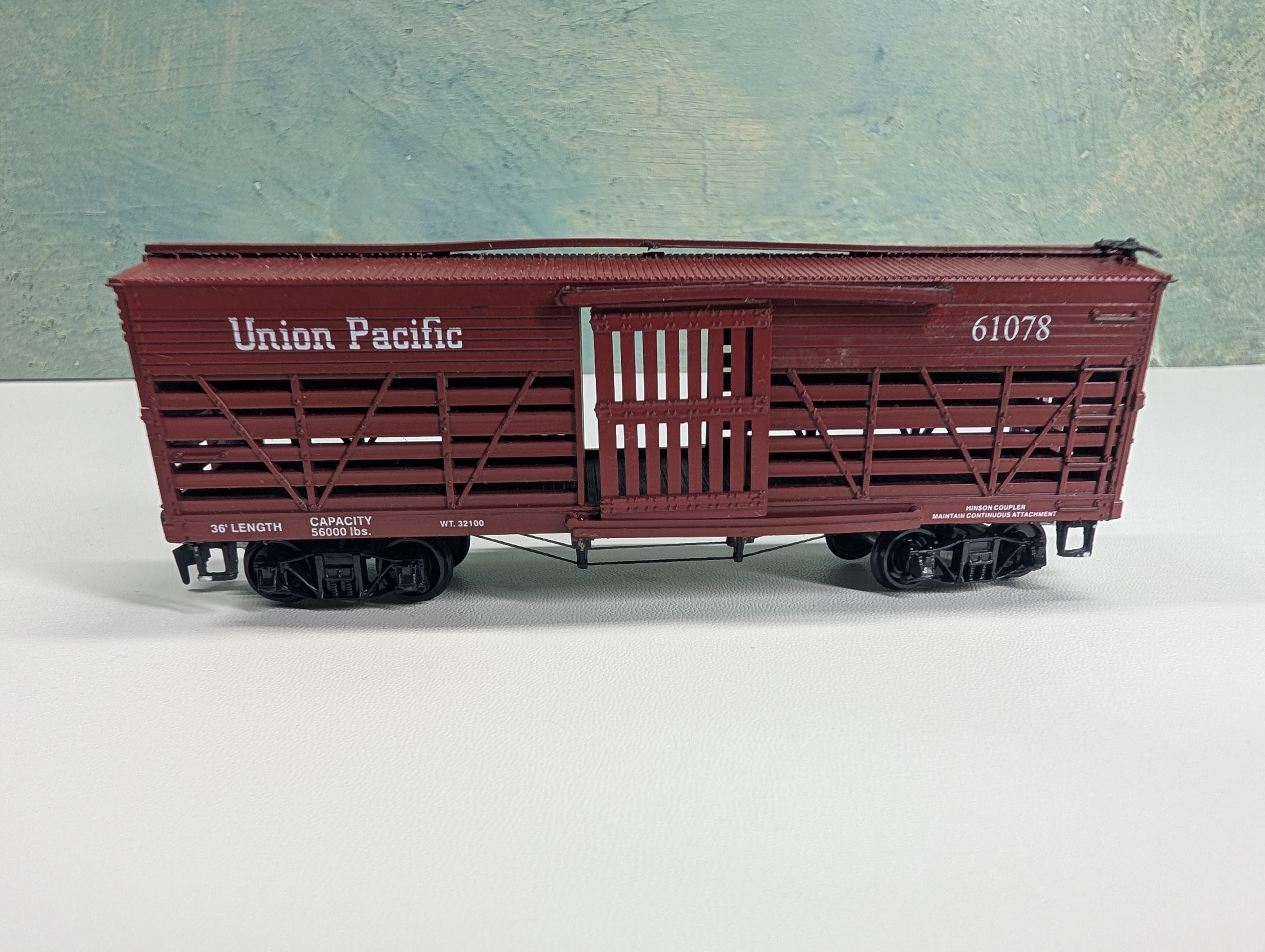 USED Roundhouse 3276 HO Scale 36' Stock Car Union Pacific UP #61078
