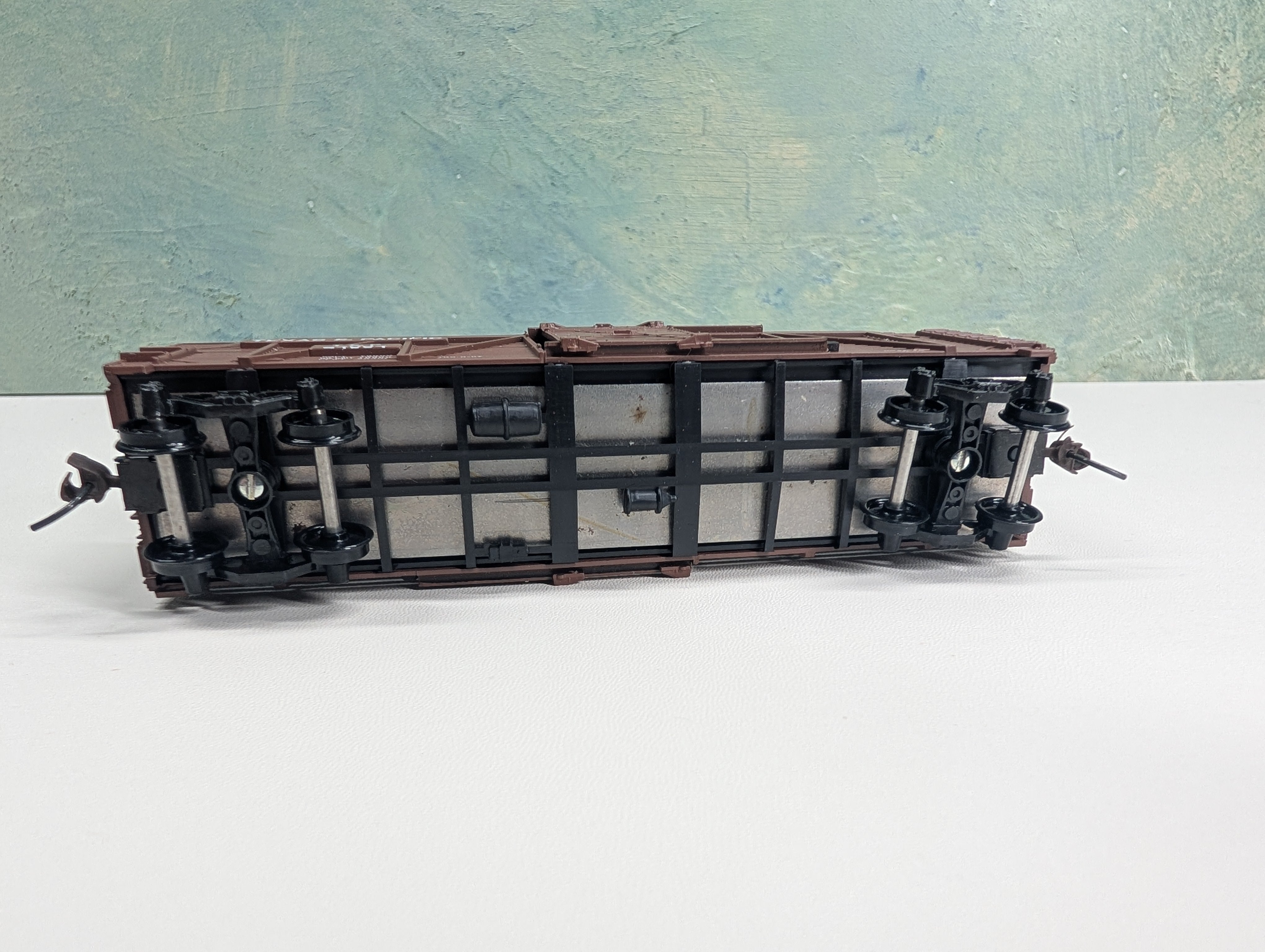 USED Athearn 1773 HO Scale 40' Stock Car Texas and Pacific T&P #24094