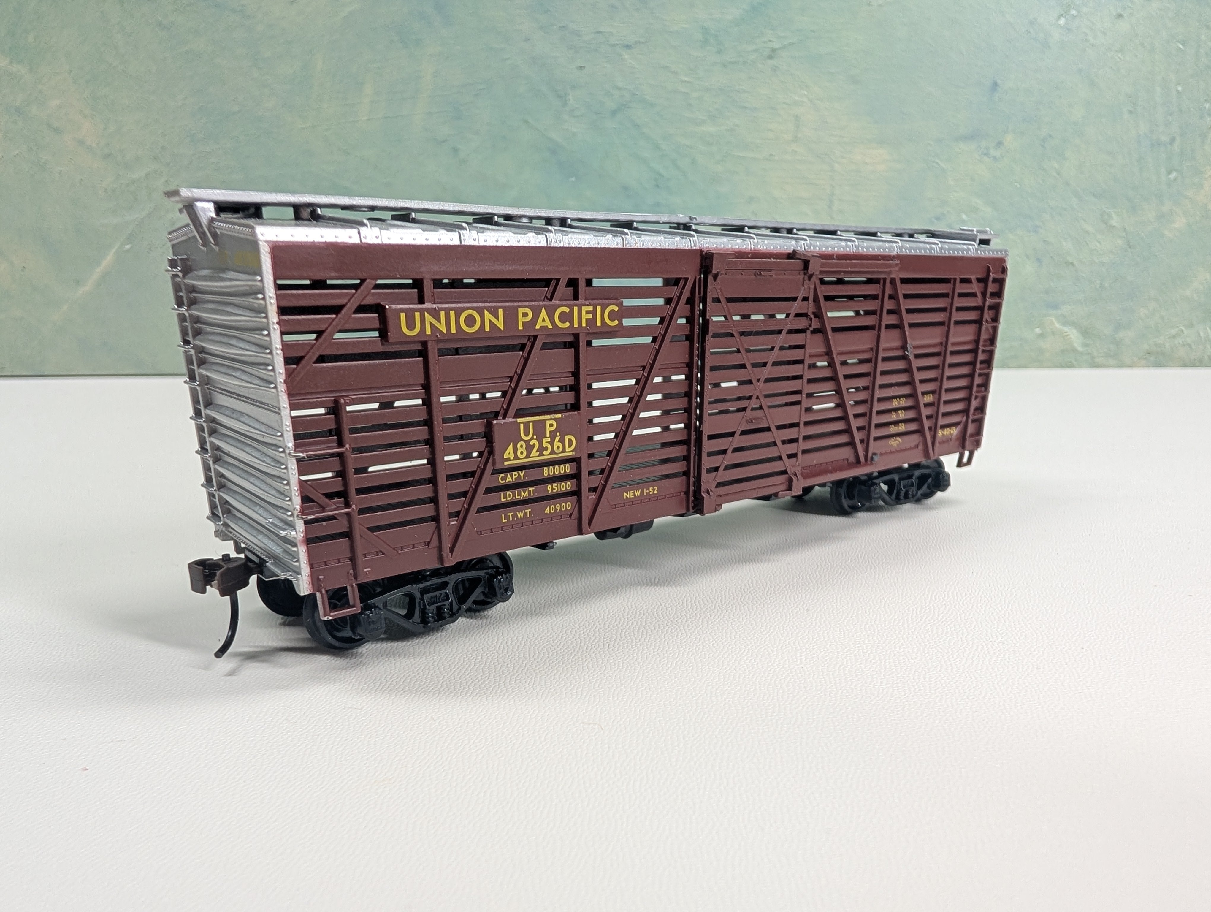 USED Athearn HO Scale 40' Stock Car Union Pacific UP #48256D