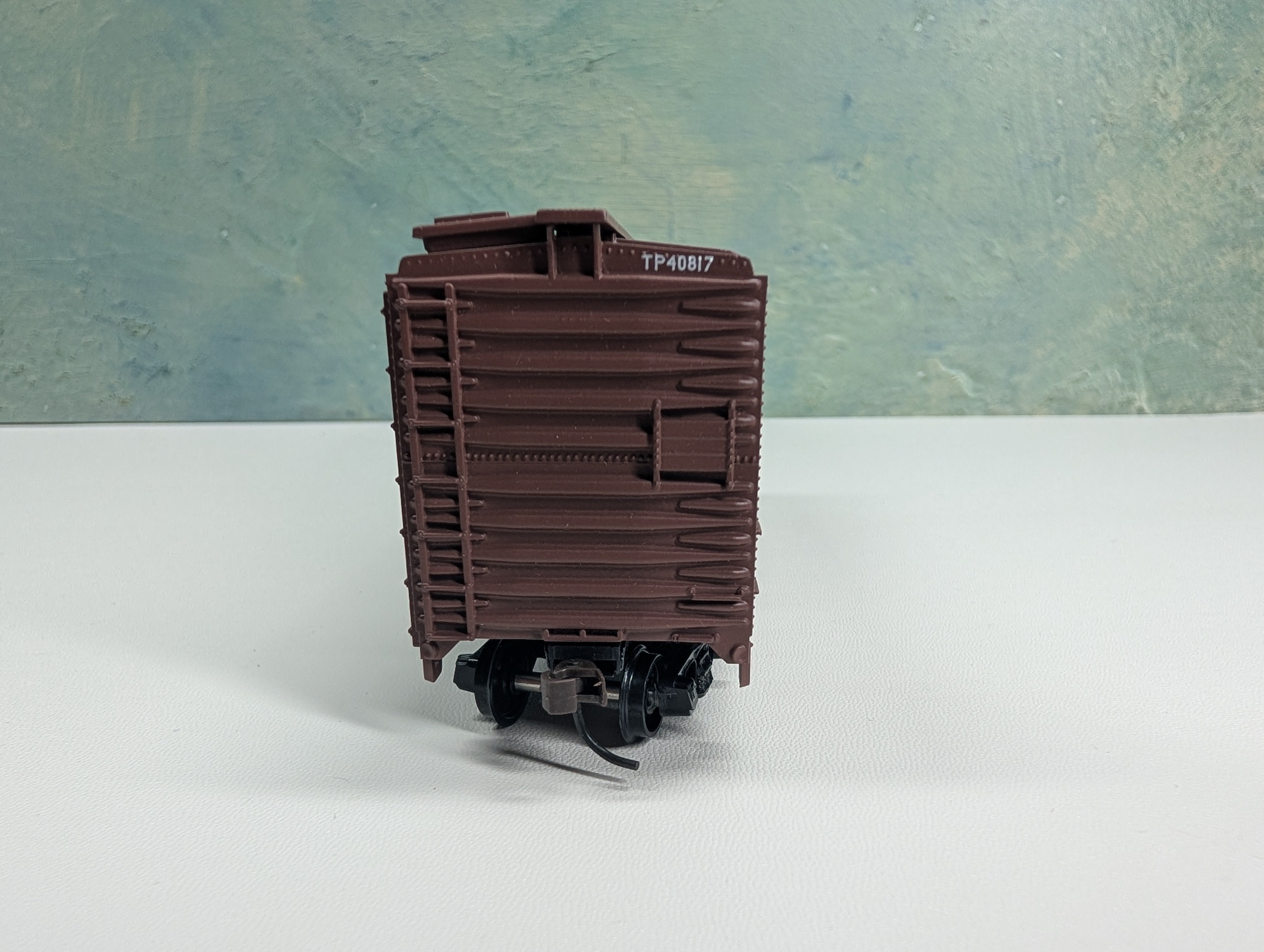 USED Athearn HO Scale 40' Box Car Texas and Pacific T&P #40817