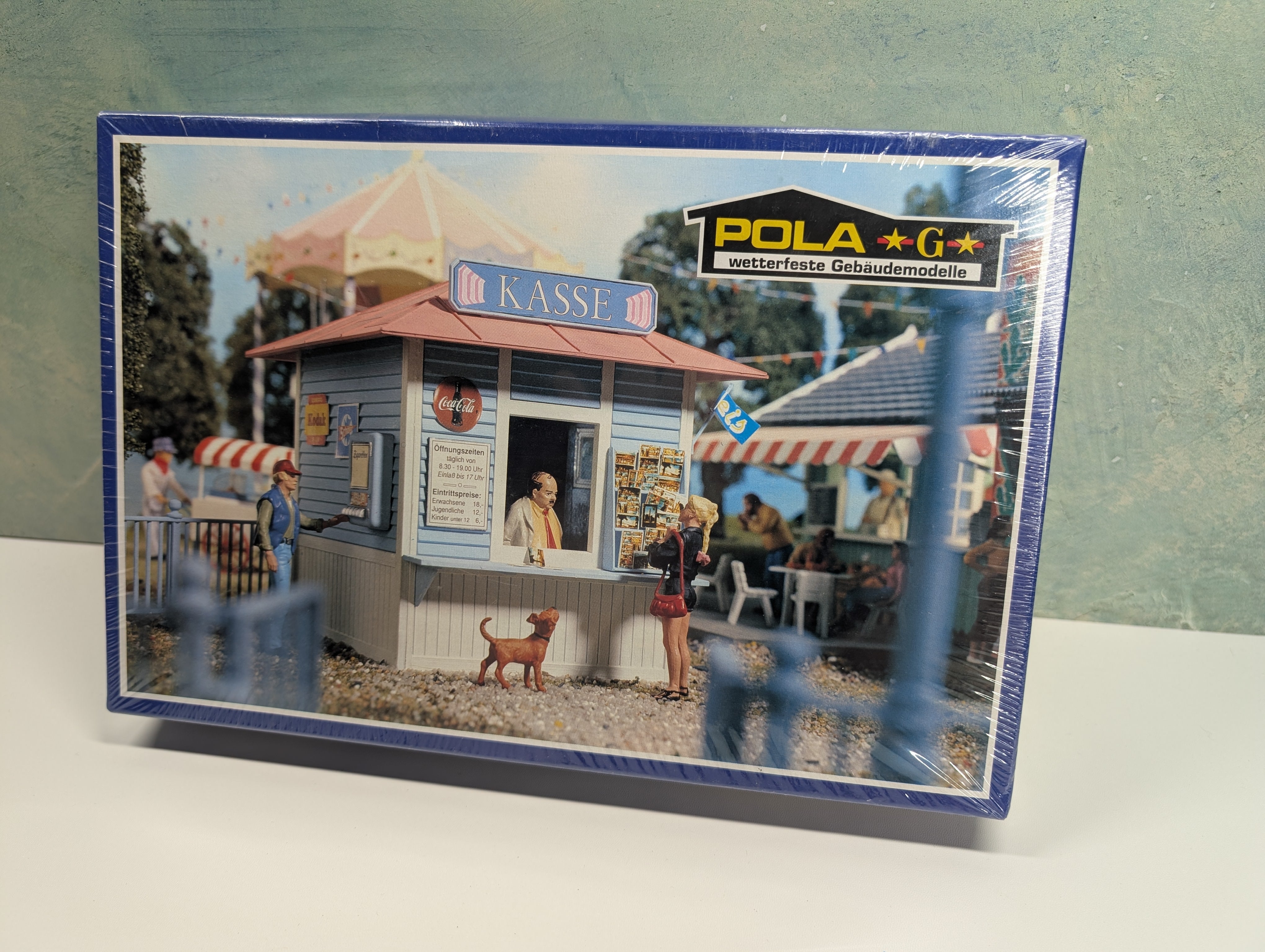 Pola 1873 G Scale Carnival Ticket Booth, Office