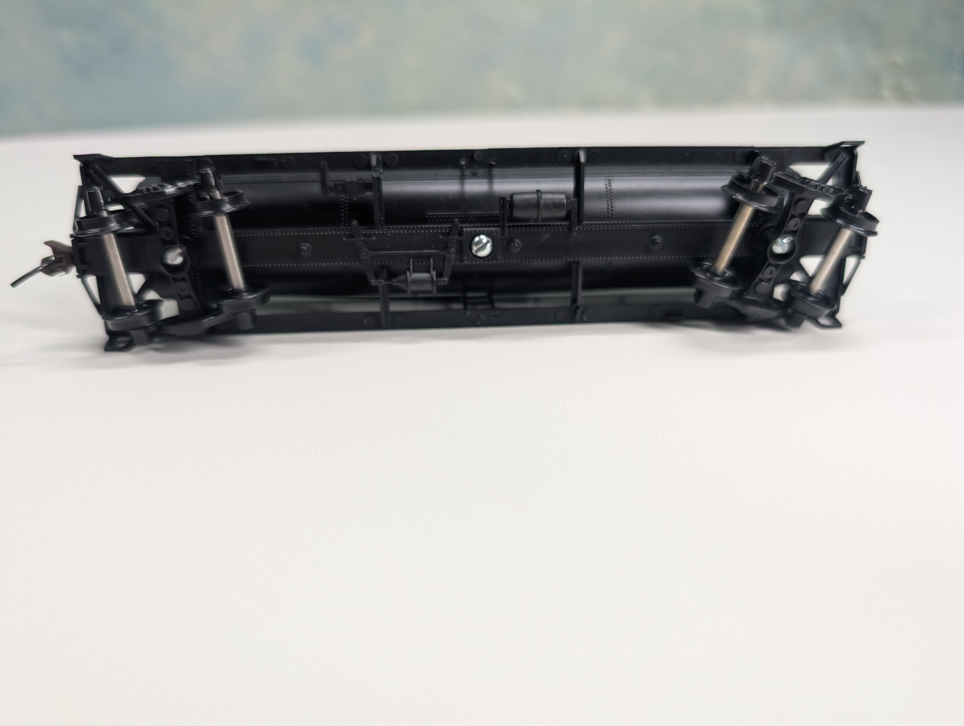 USED Athearn HO Scale Single Dome Tank Cars Southern Pacific SP #50686 (2 pcs)