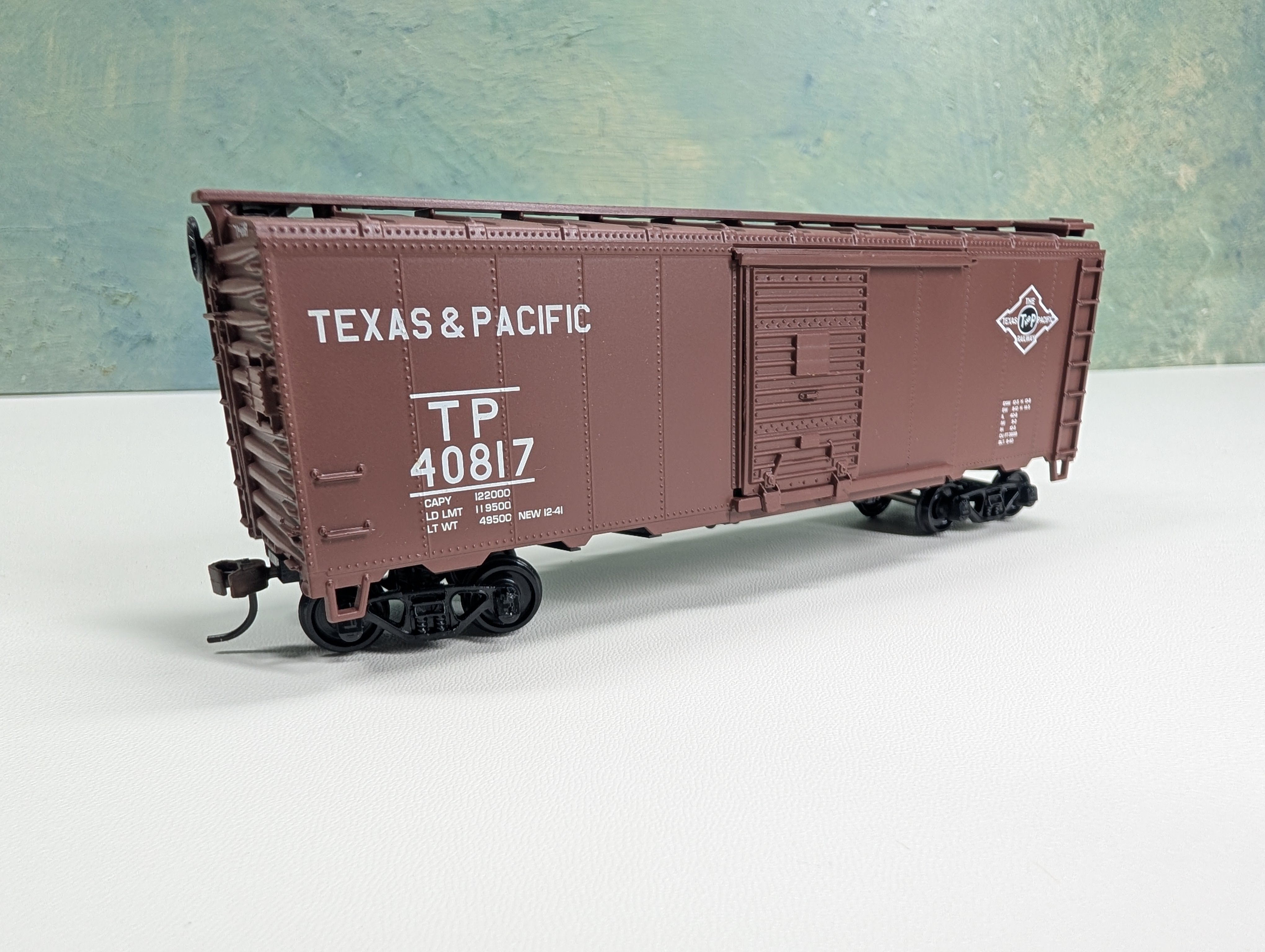 USED Athearn HO Scale 40' Box Car Texas and Pacific T&P #40817