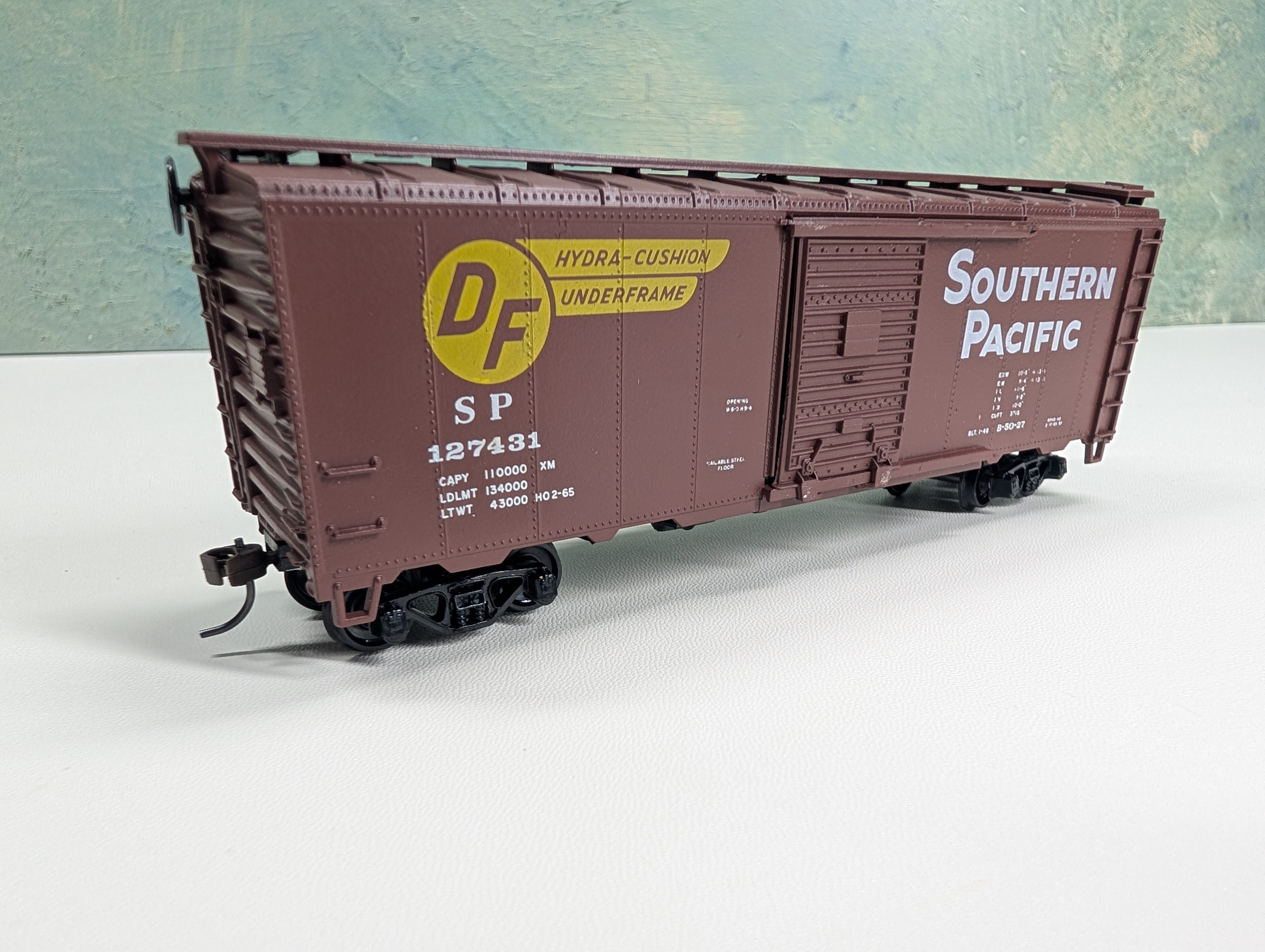 USED Athearn HO Scale 40' Box Car Southern Pacific SP #127431