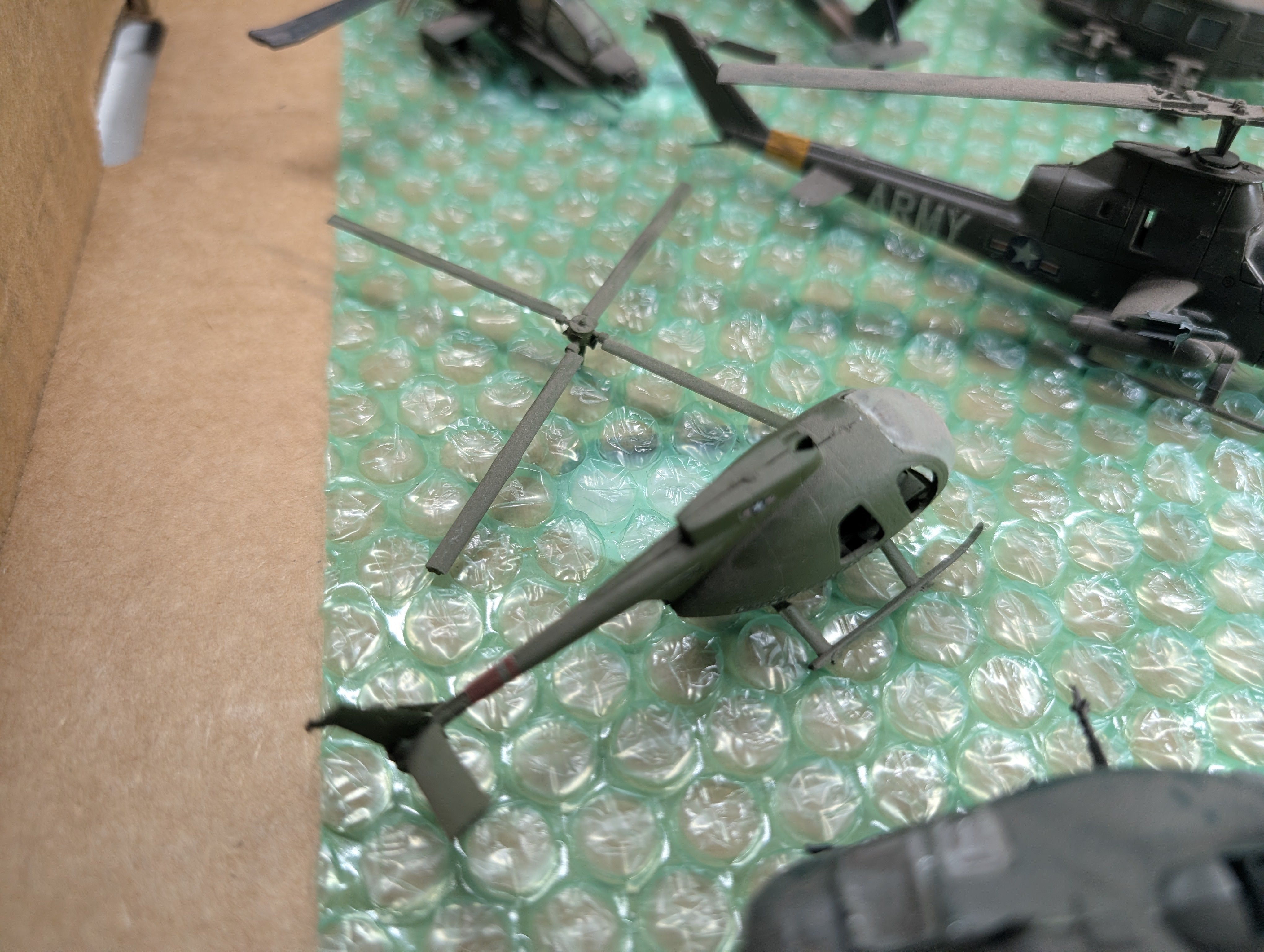 USED HO Scale Lot of Army Helicopters