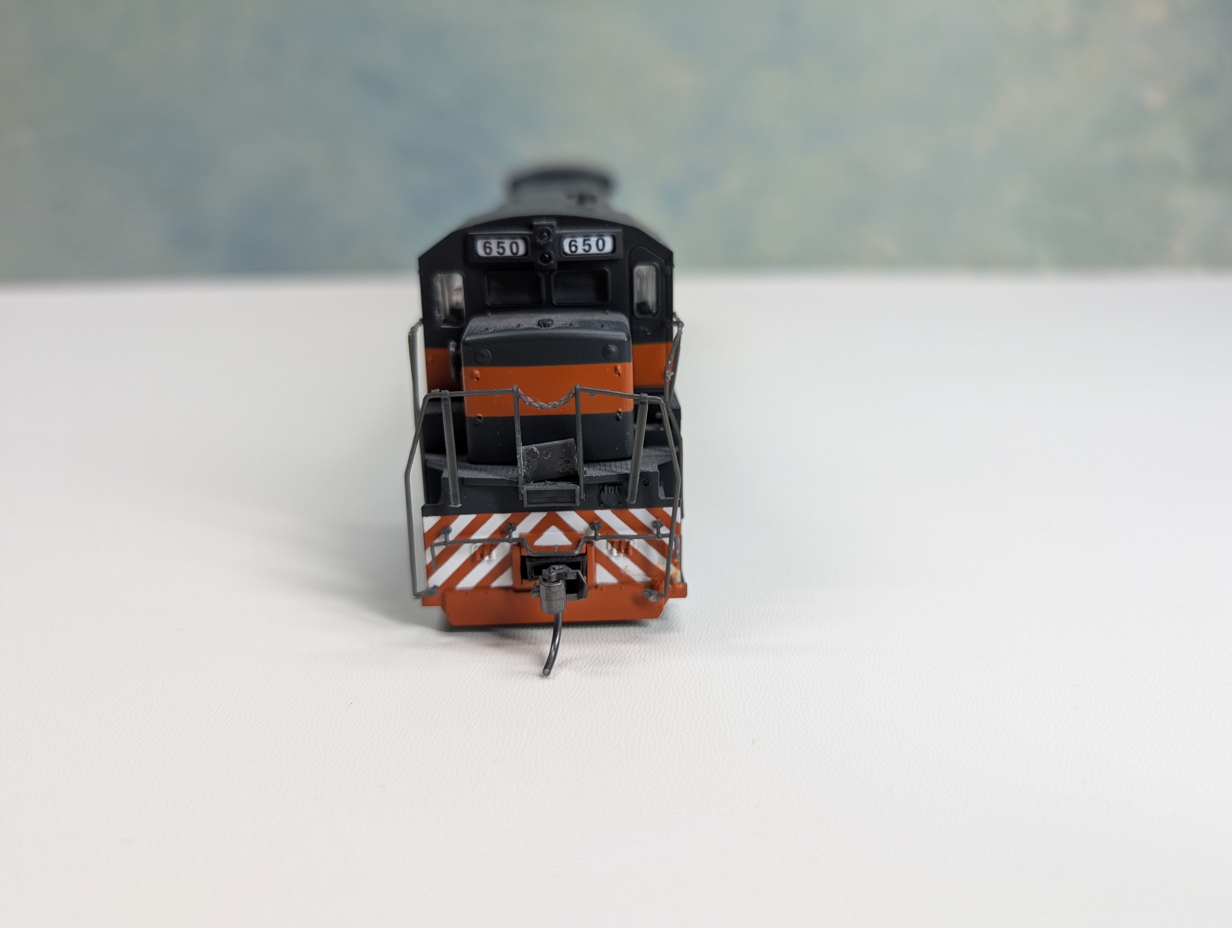 USED Atlas 8544 HO Scale U33C Diesel Locomotive Delaware and Hudson Guilford #650 Runs Great DC