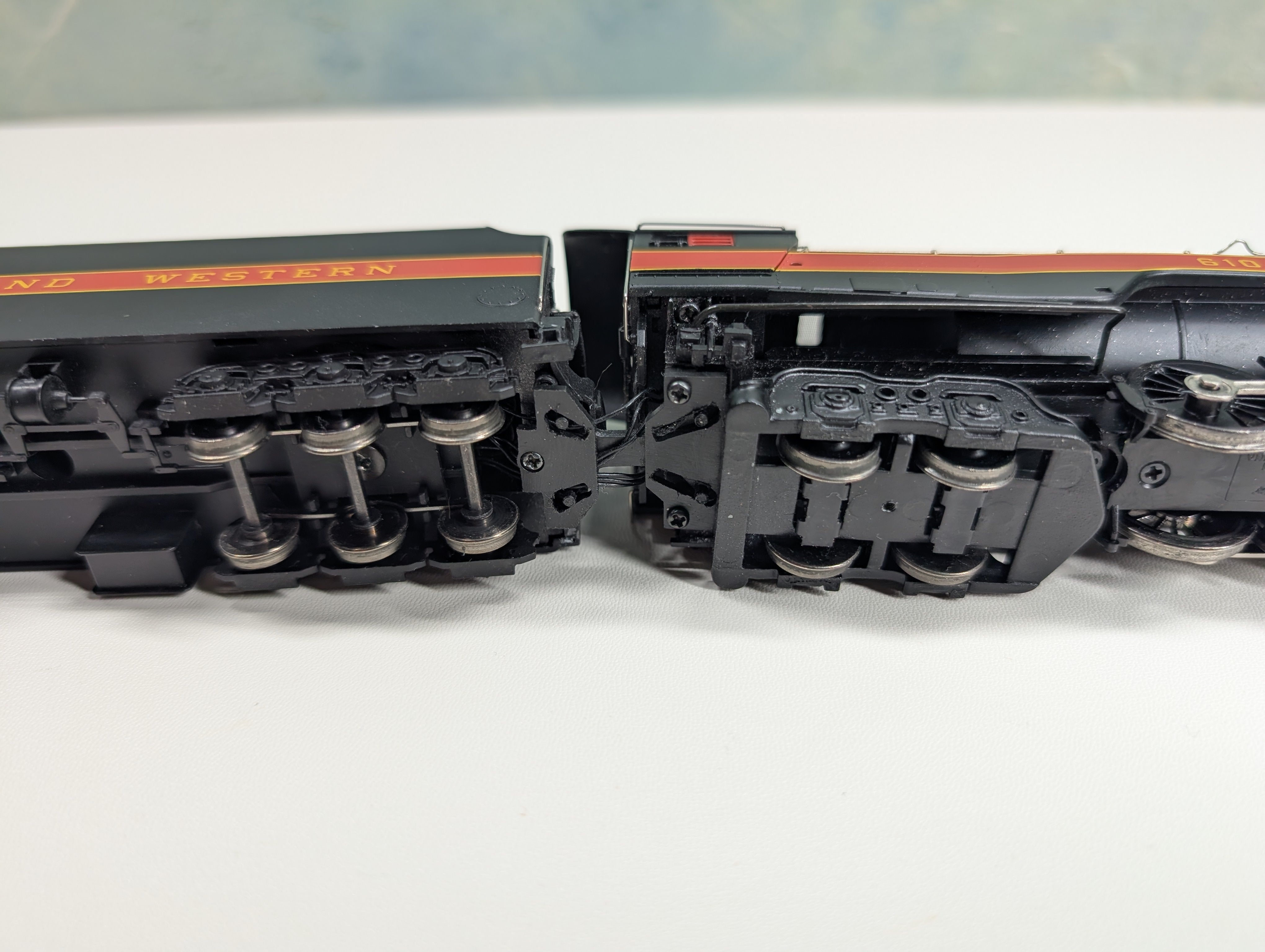 USED Bachmann HO Scale Spectrum 4-8-4 J-Class Steam Locomotive Norfolk & Western #610 Runs Well DC