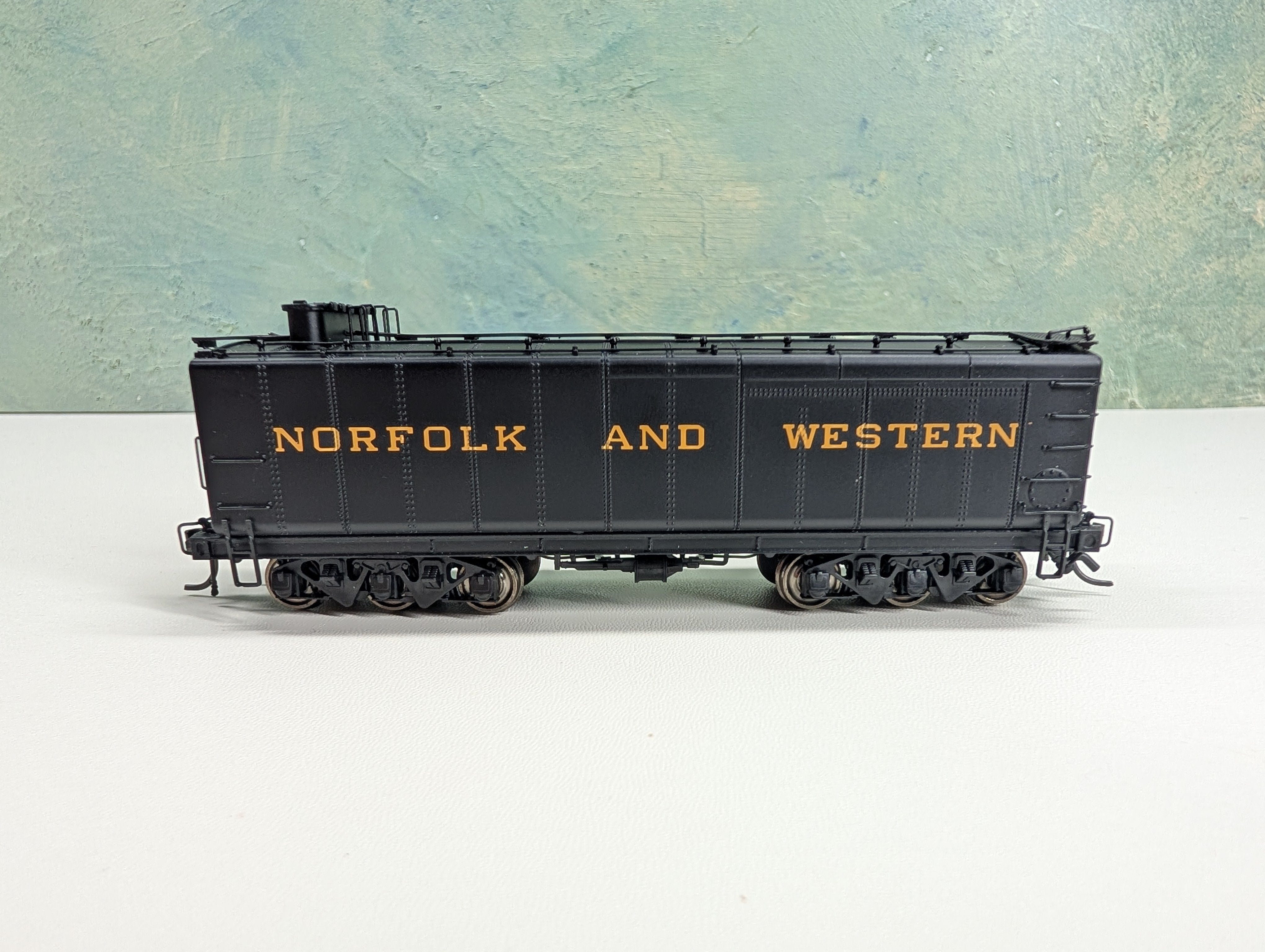 USED Broadway Limited #088 HO Scale Auxiliary Tender Norfolk & Western #160004 Lights Work! DCC Ready