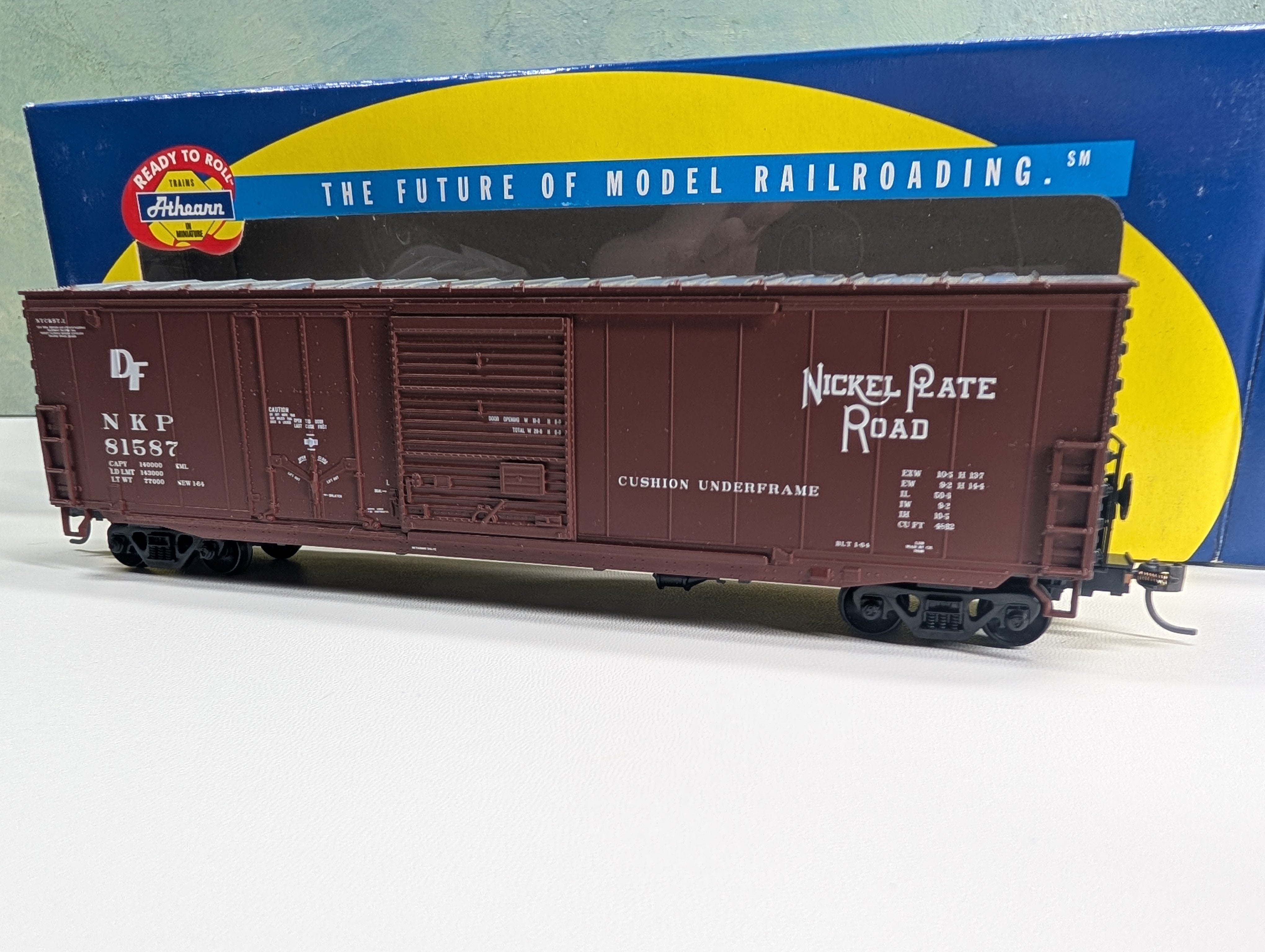 USED Athearn 91222 HO Scale 50' Combination Door Box Car Nickel Plate Road NKP #81587