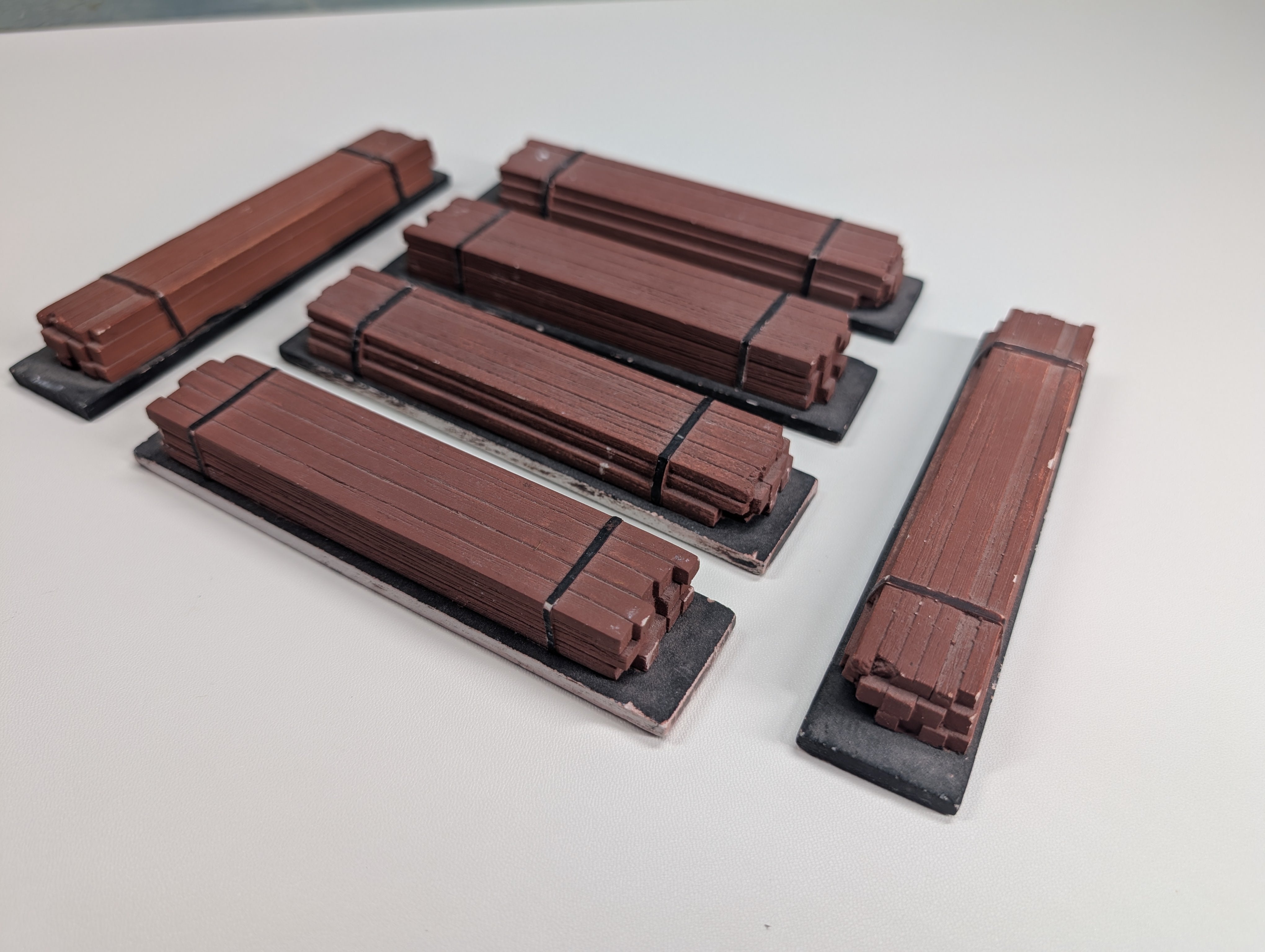 USED HO Scale Bundled Lumber Plank Loads for Flat Car or Gondola (6 pcs)