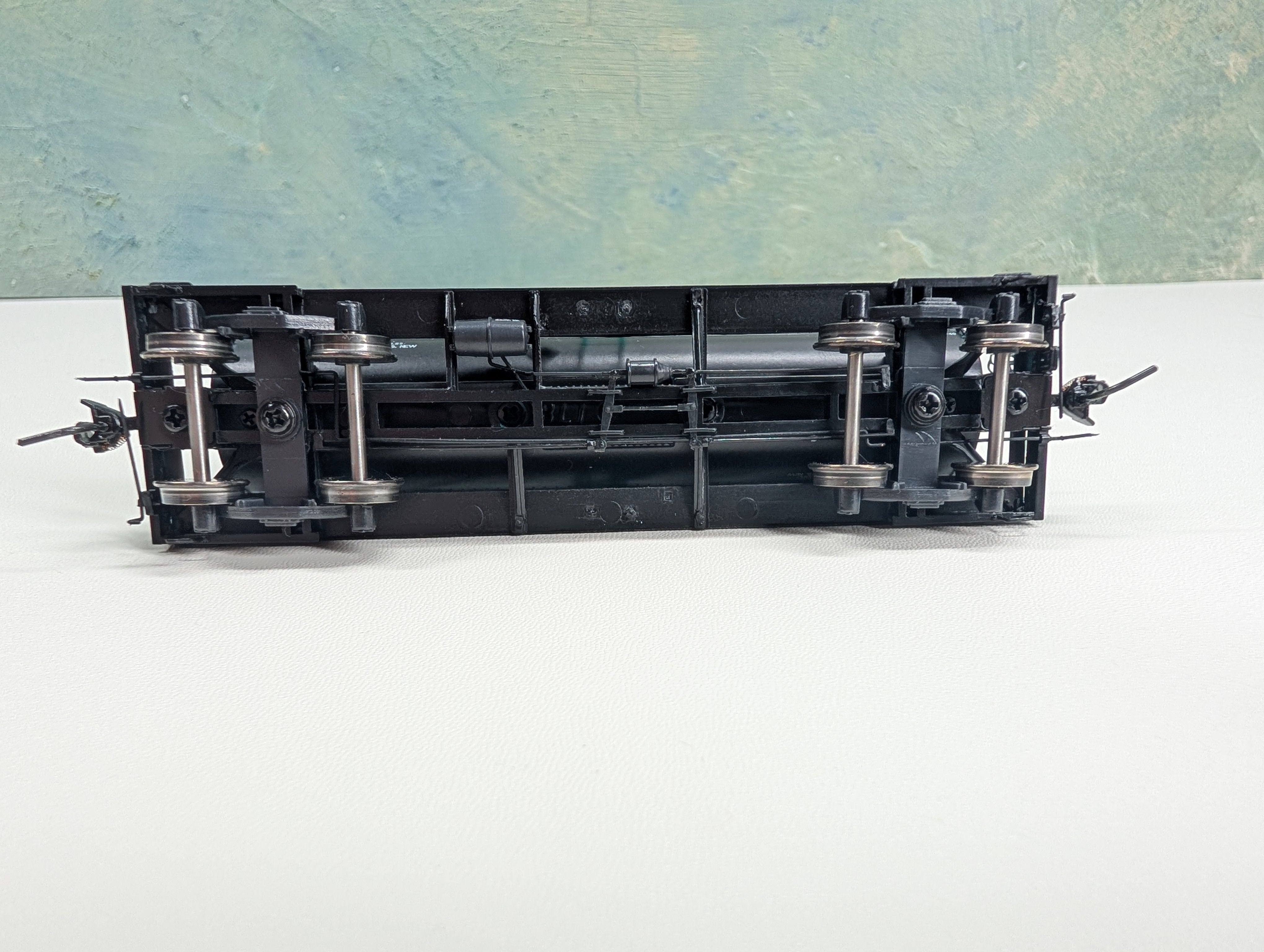 USED Broadway Limited 6126 HO Scale 6000 Gallon Tank Car Mathieson Chemicals SHPX #3310