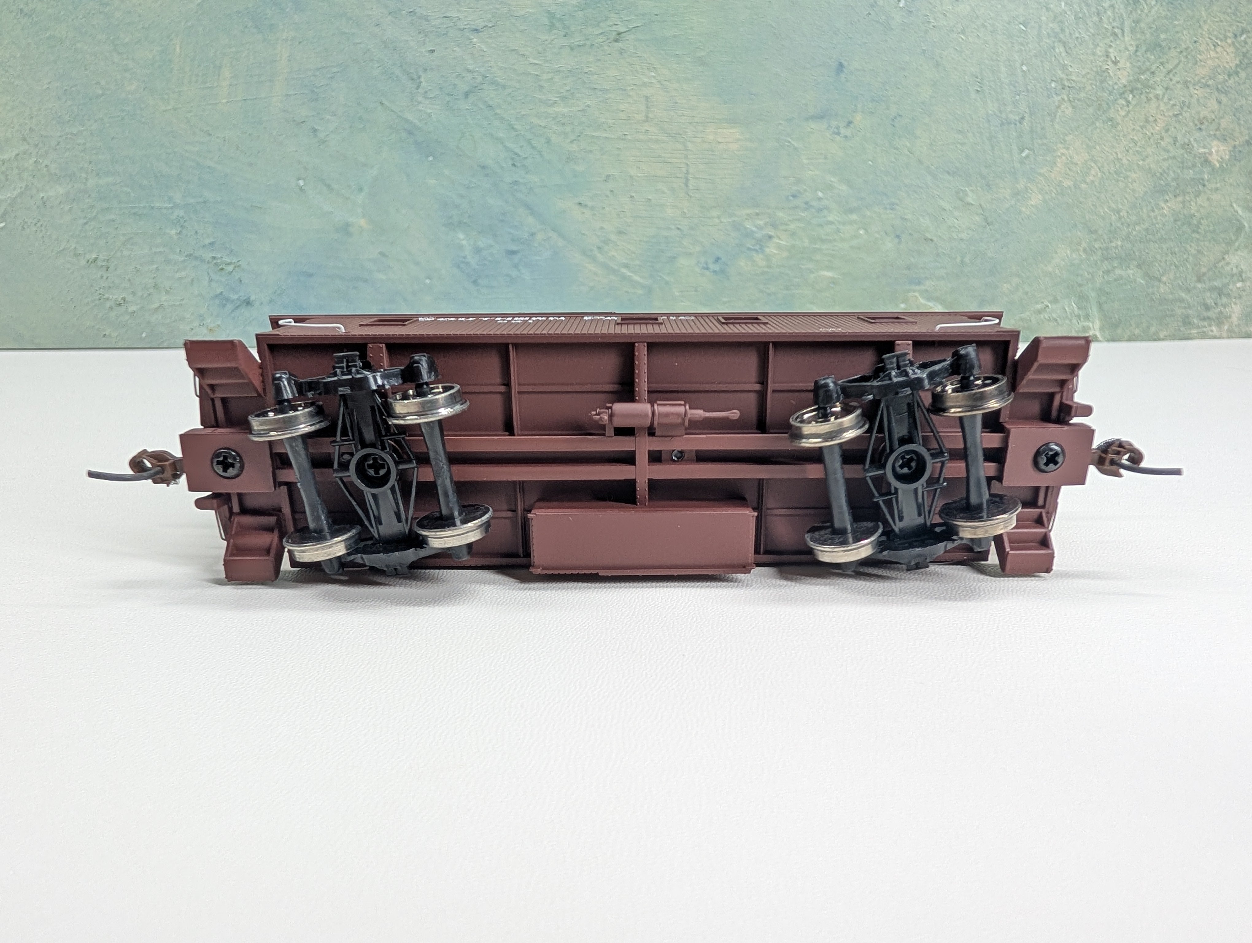 USED Walthers 932-7613 HO Scale C-30-1 Wood Caboose Southern Pacific #821