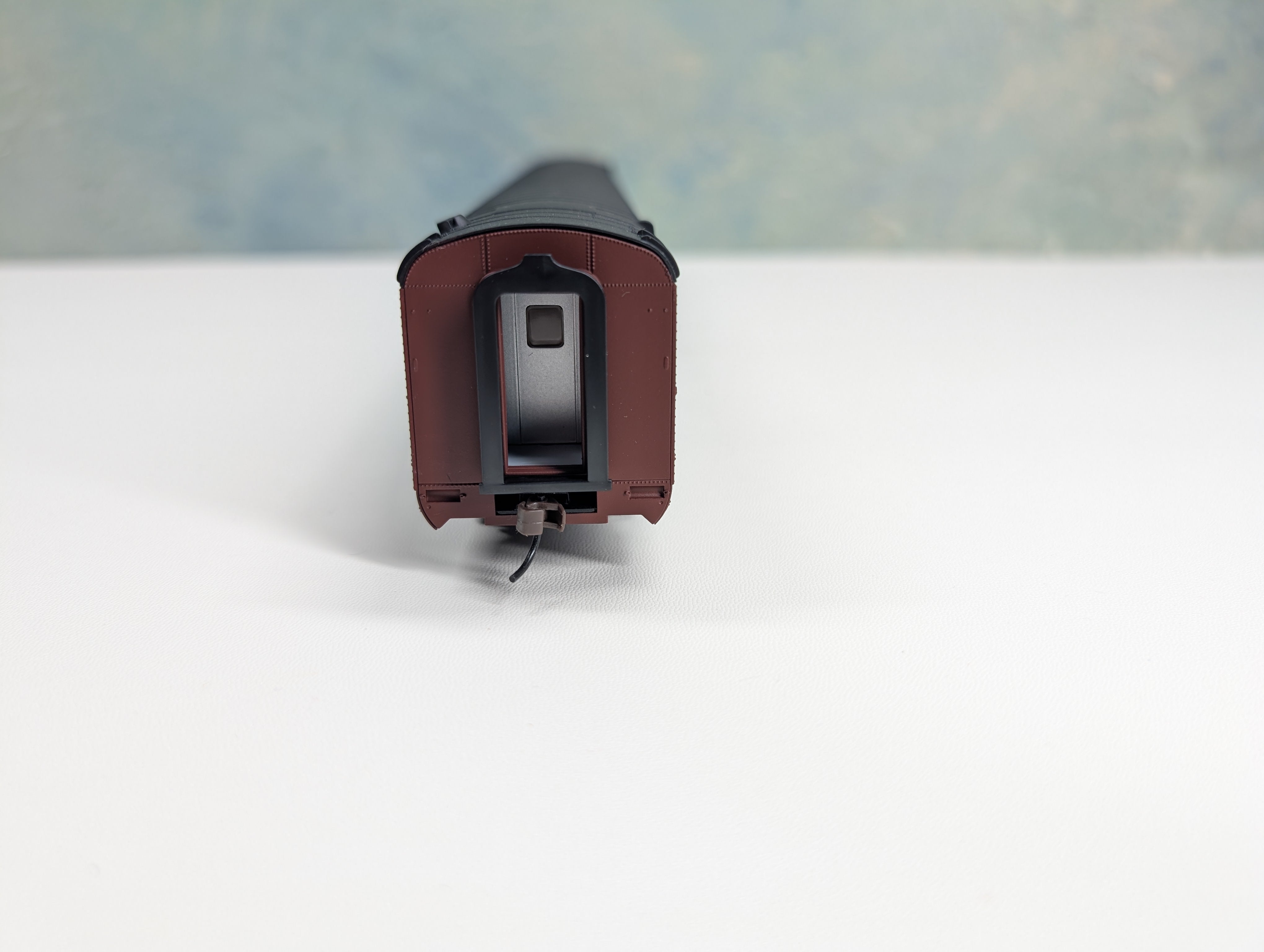 USED Walthers 932-6747 HO Scale Pullman-Standard 10-5 Sleeper Passenger Car Pennsylvania