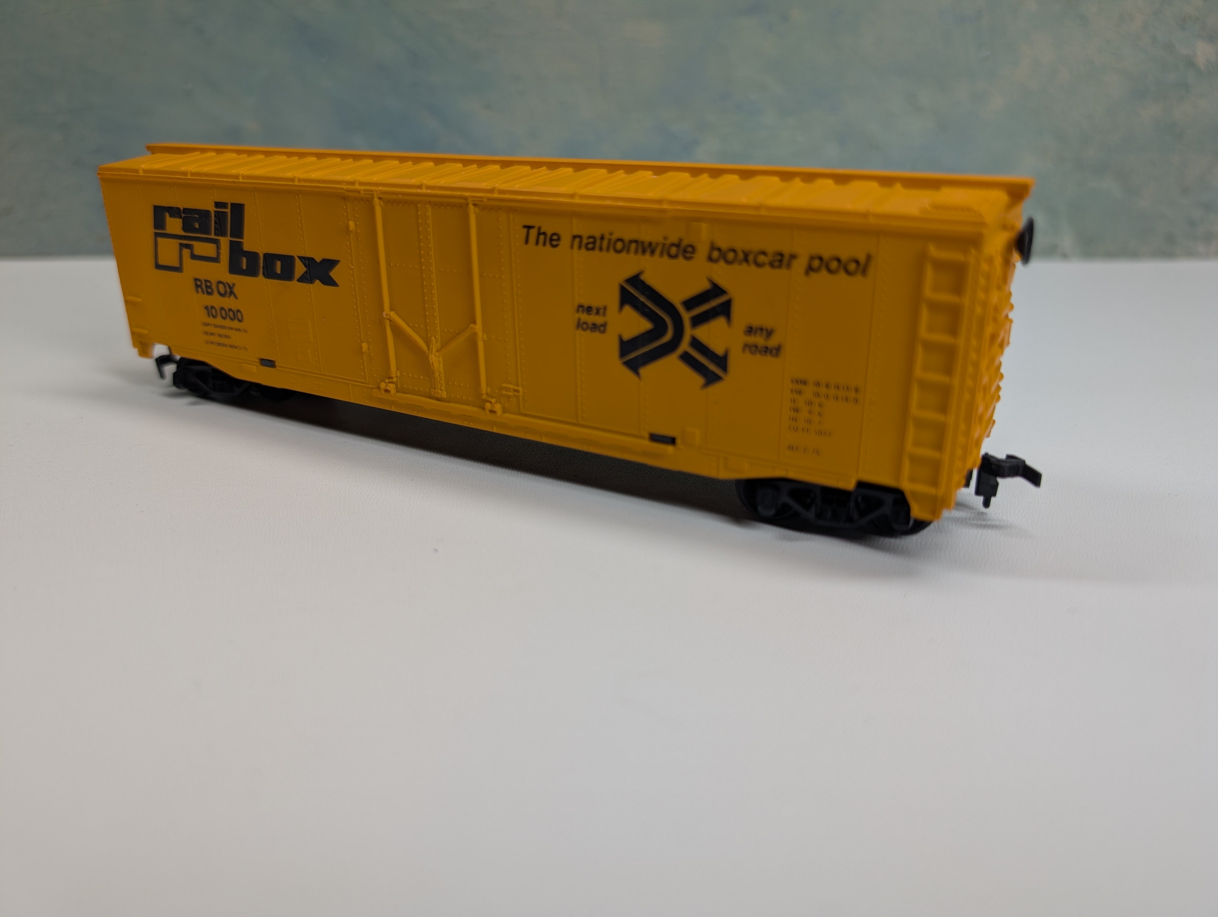 USED Tyco HO Scale 50' Box Car Railbox RBOX #10000