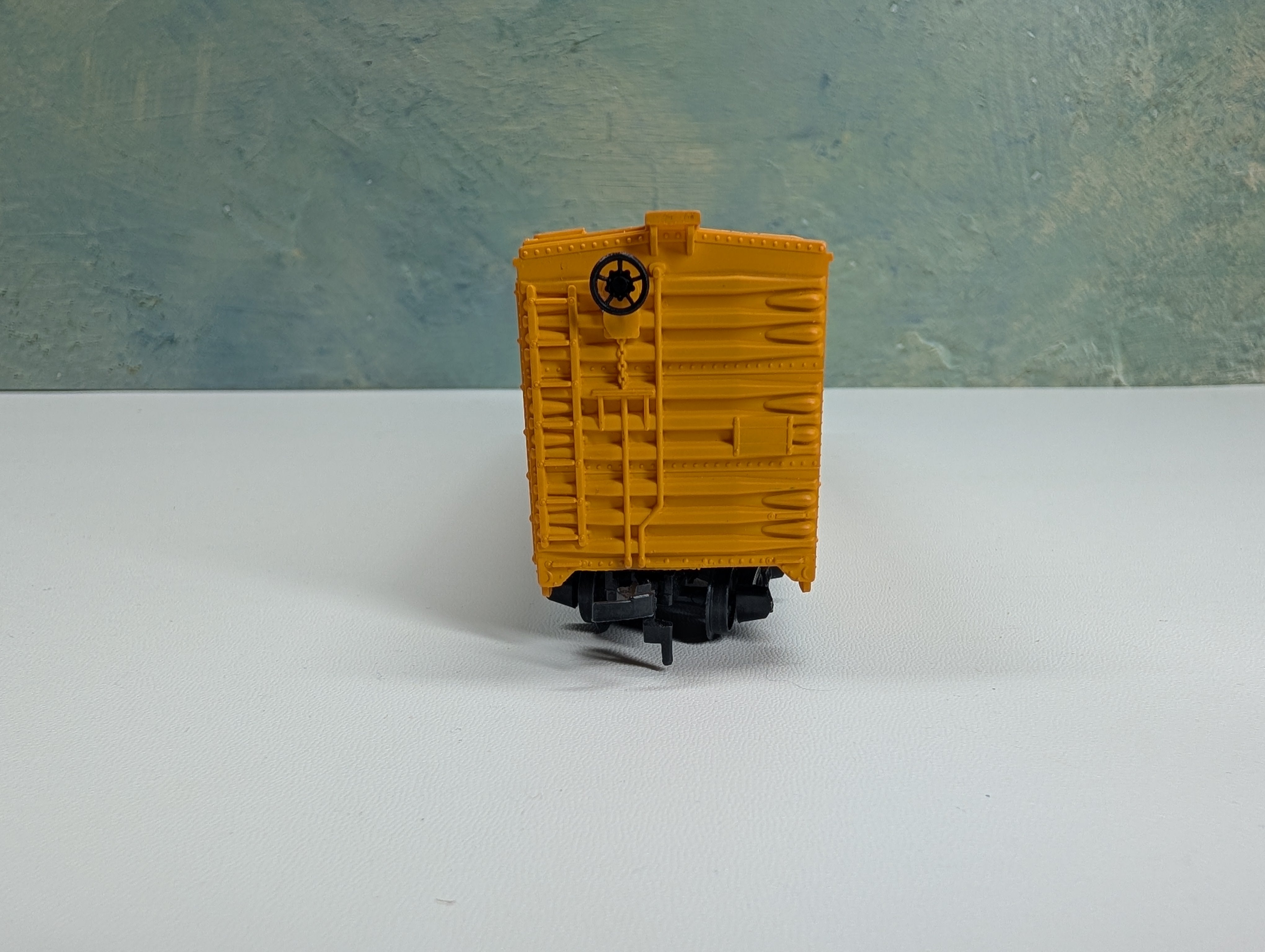 USED Tyco HO Scale 50' Box Car Railbox RBOX #10000