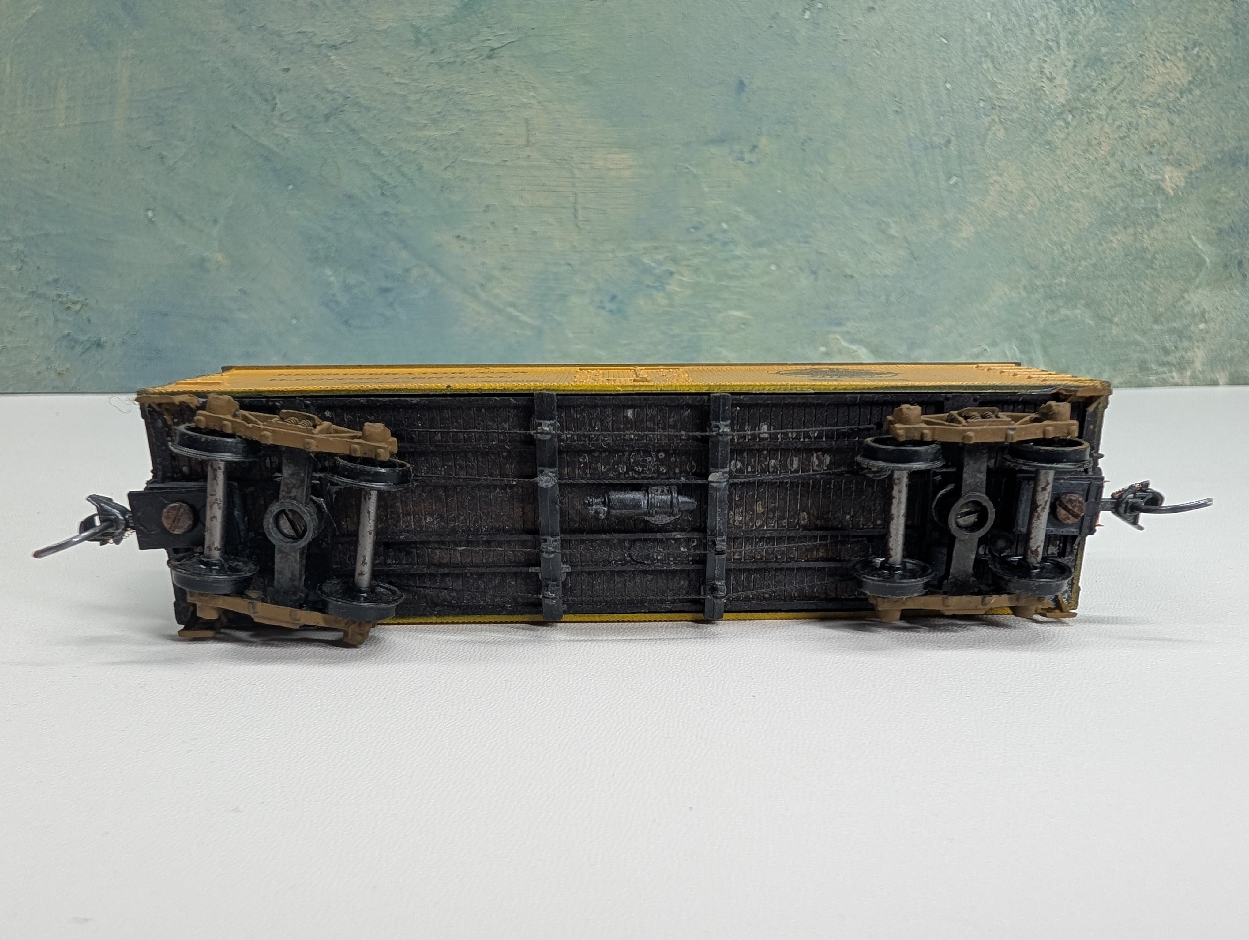 USED Roundhouse HO Scale 37' Wooden Reefer Illinois Central IC #55401 Weathered