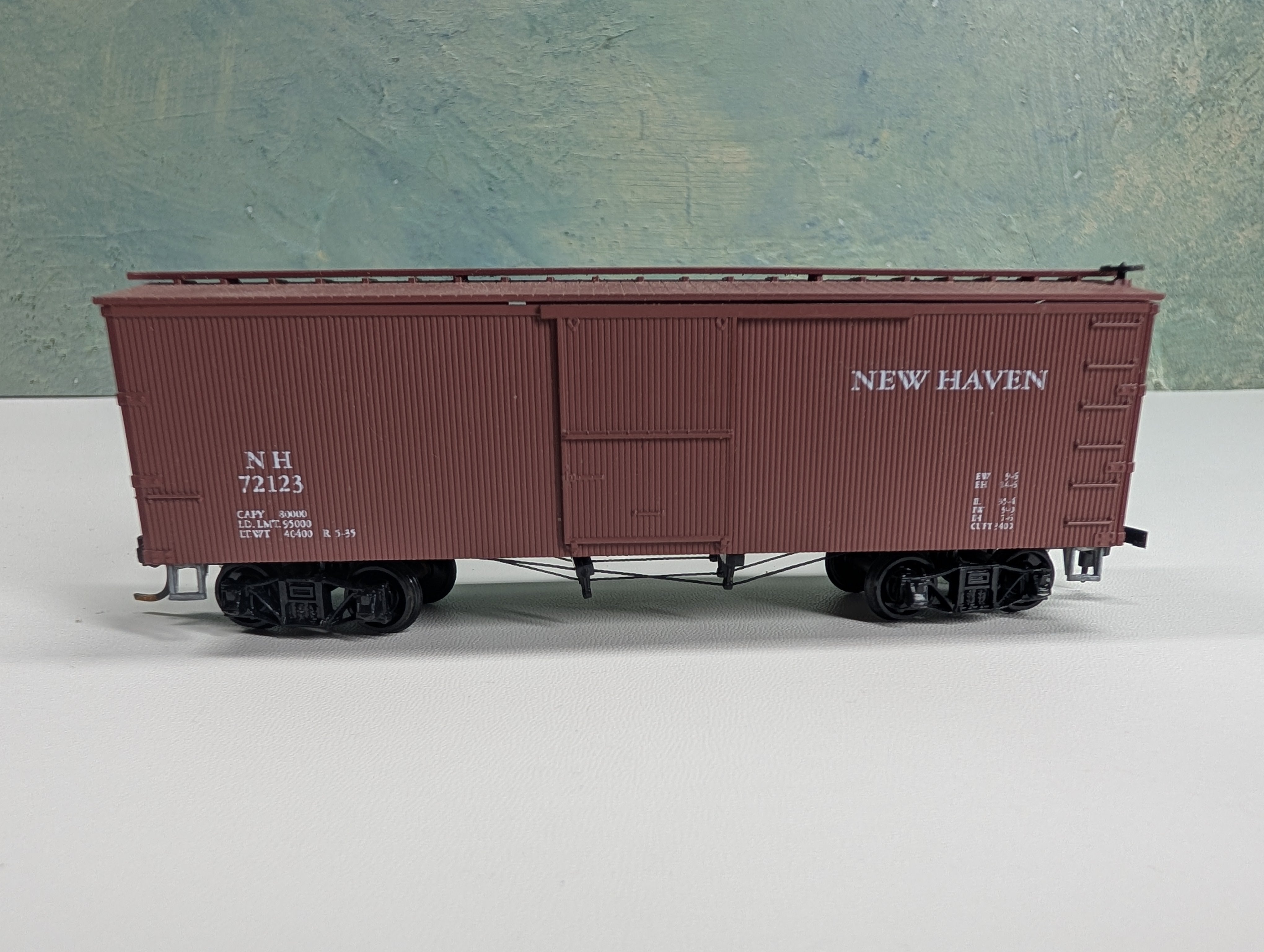 USED Roundhouse HO Scale 37' Wooden Reefer New Haven NH #72123