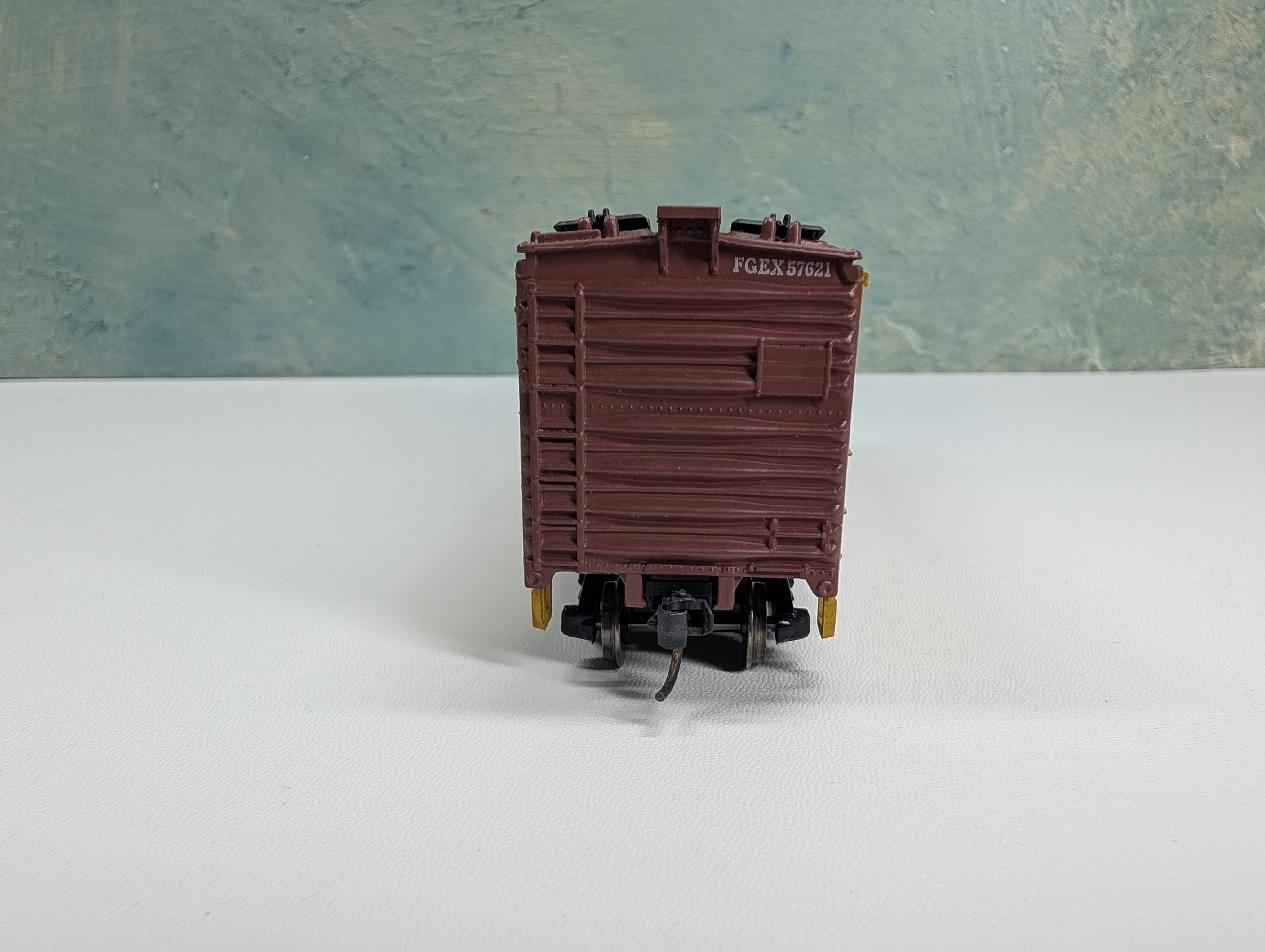 USED Athearn HO Scale 40' Reefer Fruit Growers Express FGEX #57621