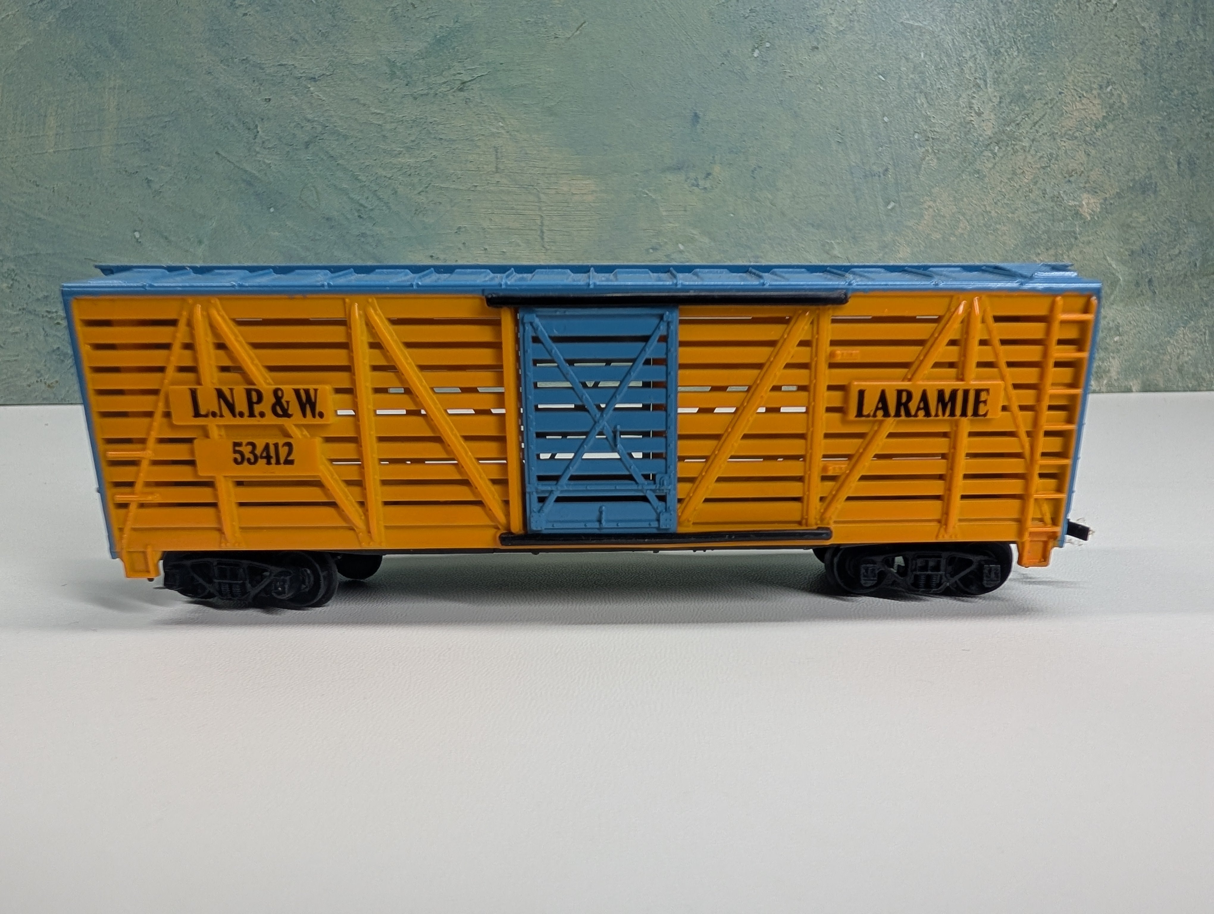 USED Tyco HO Scale Stock Car Laramie LNP&W #53412