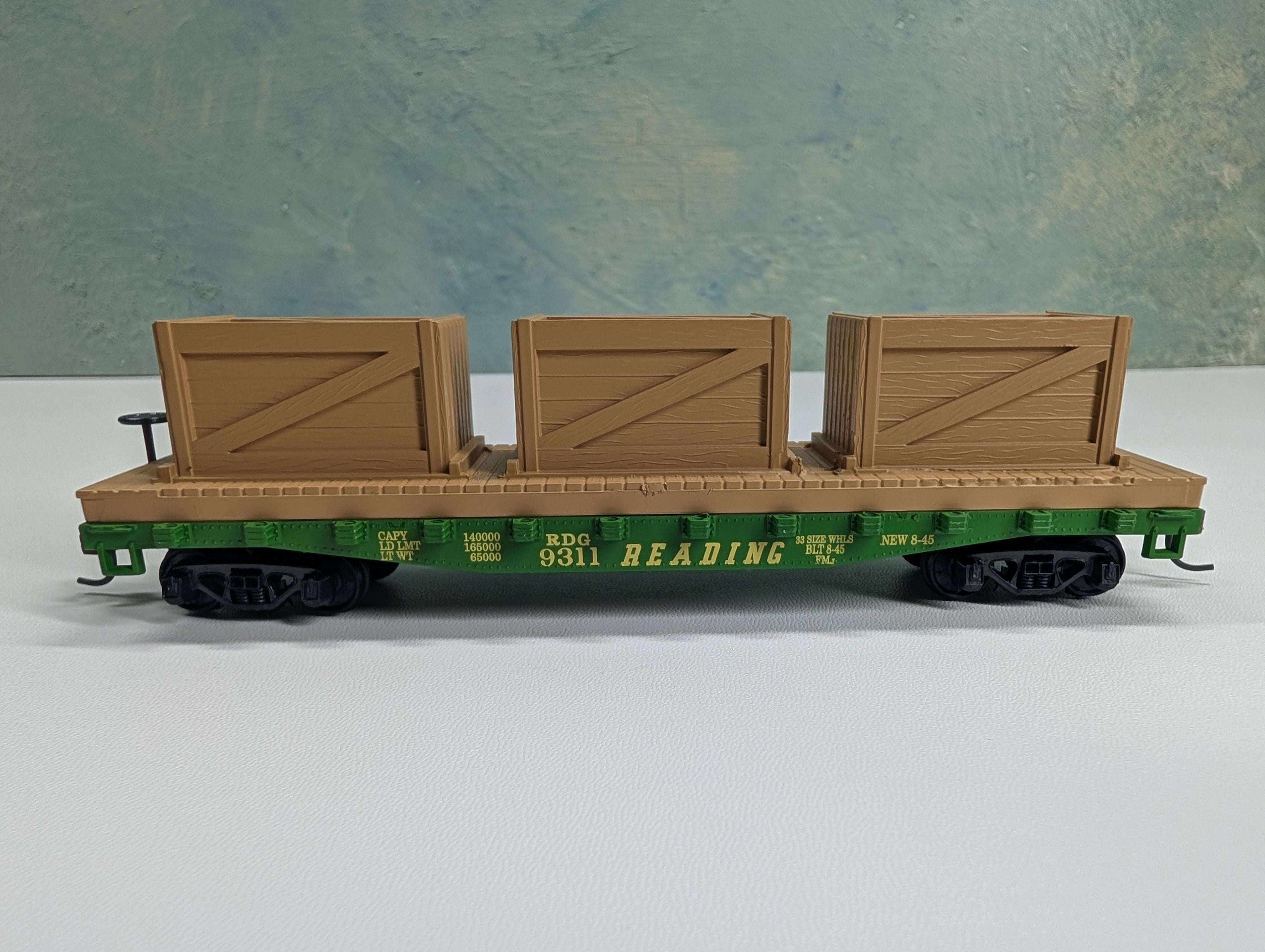 USED Mantua 727-021 HO Scale Flat Car w/ Crates Reading RDG #9311
