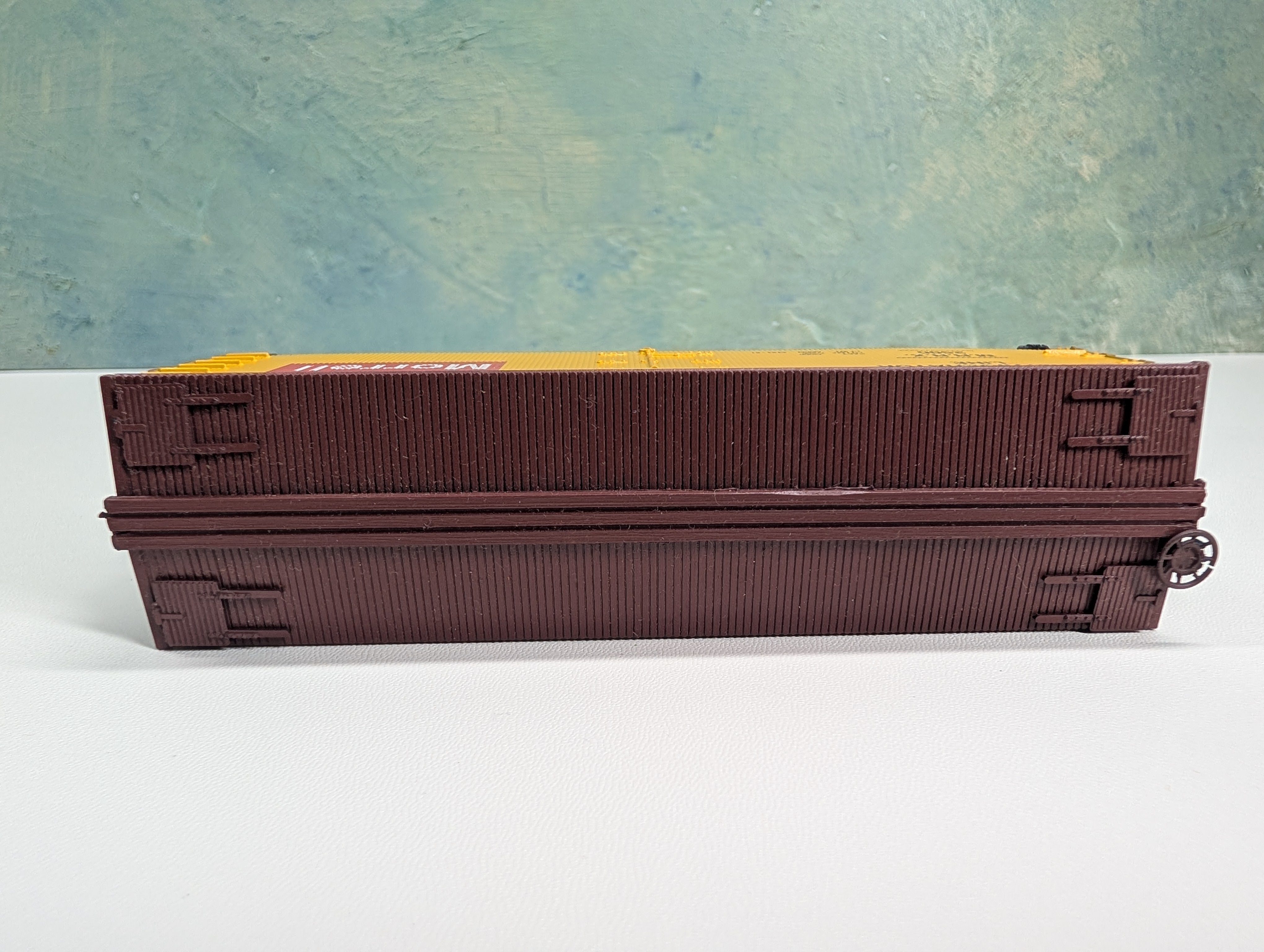 USED Roundhouse HO Scale 36' Billboard Reefer Morrell MRRX #2500