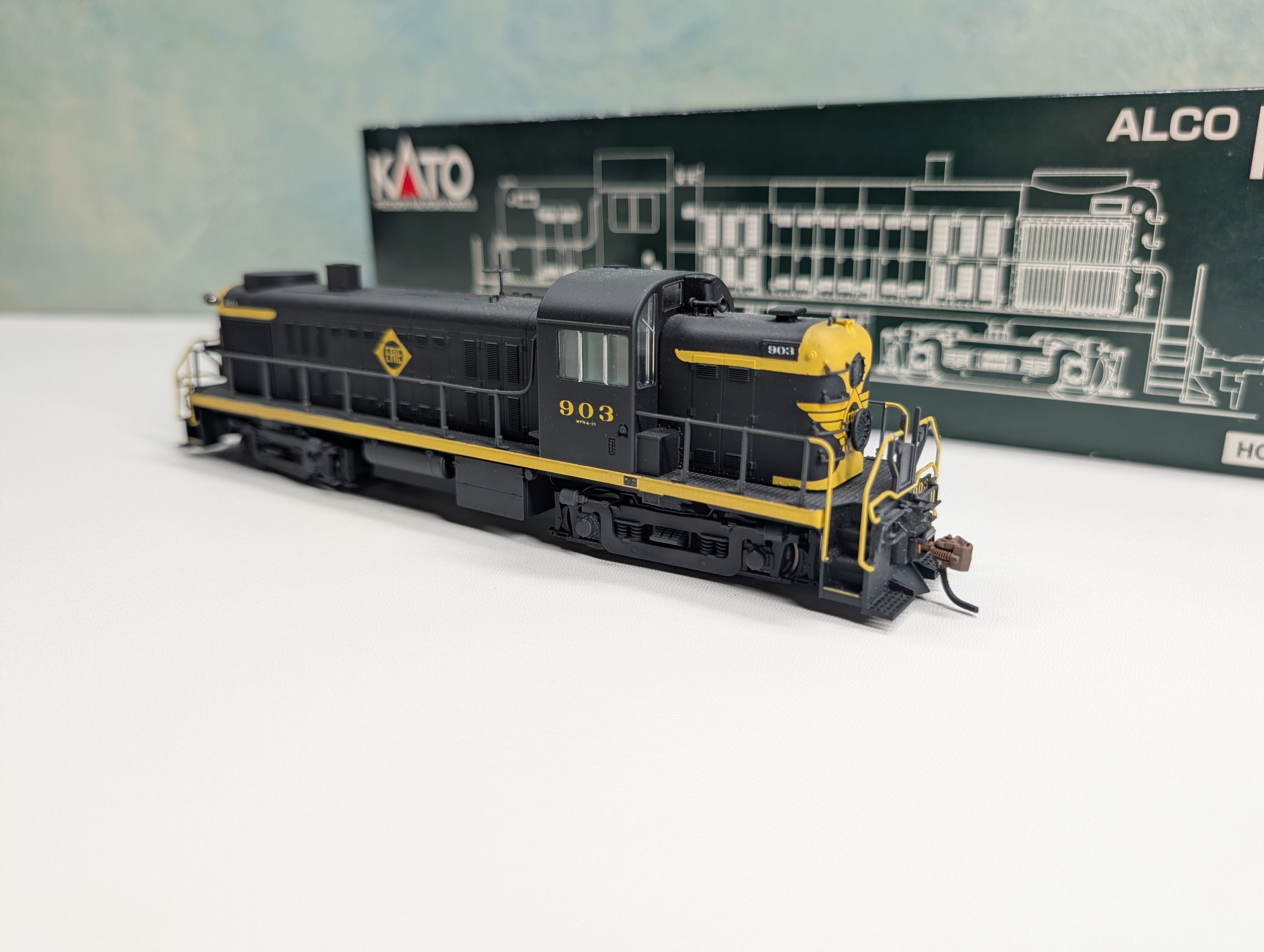 USED Kato HO Scale Alco RS-2 Diesel Locomotive Custom Painted by John Bezuyen Erie 903 Runs Like New DCC Socket