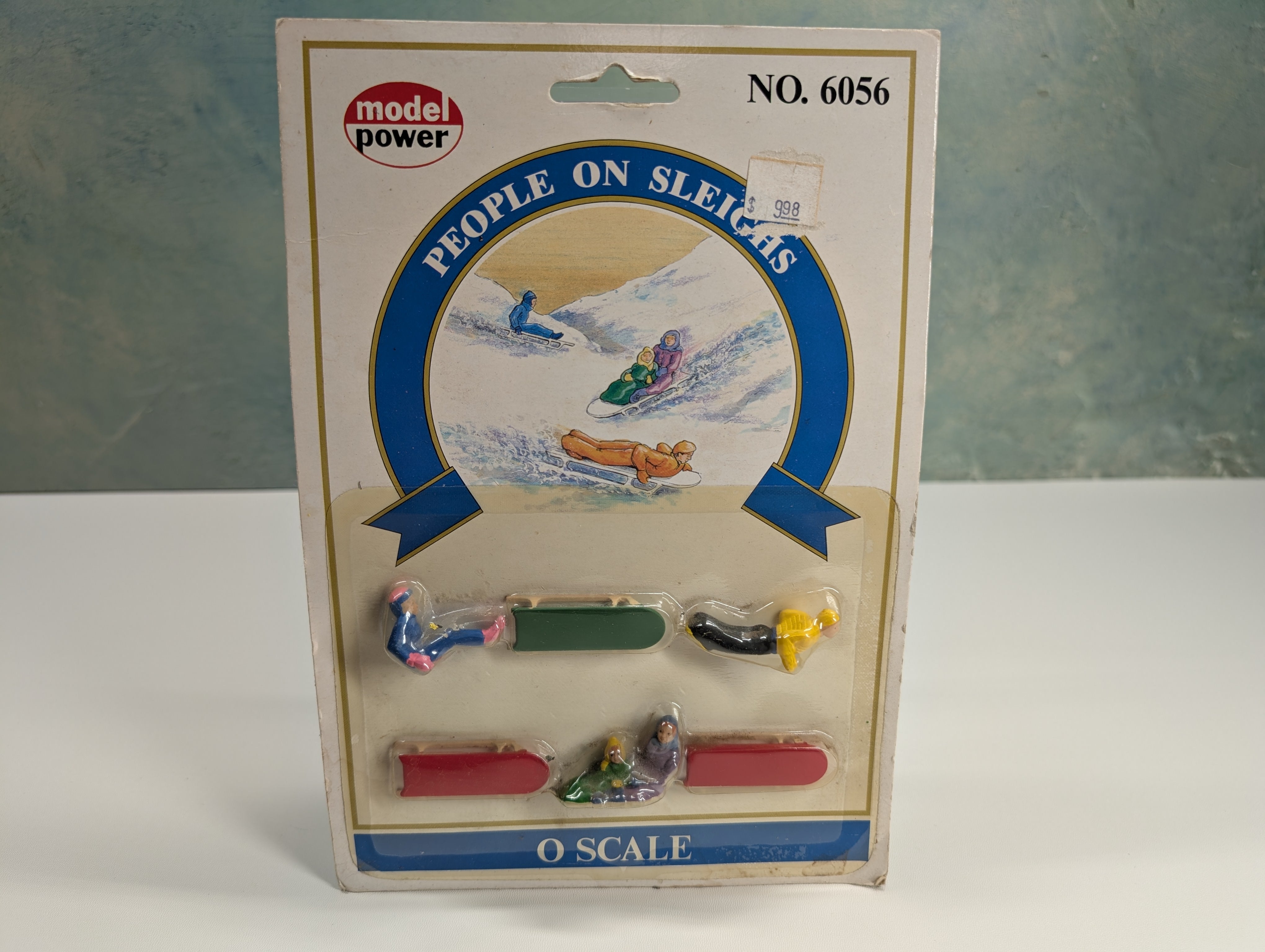 Model Power 6056 O People on Sleighs, Snow Sleding