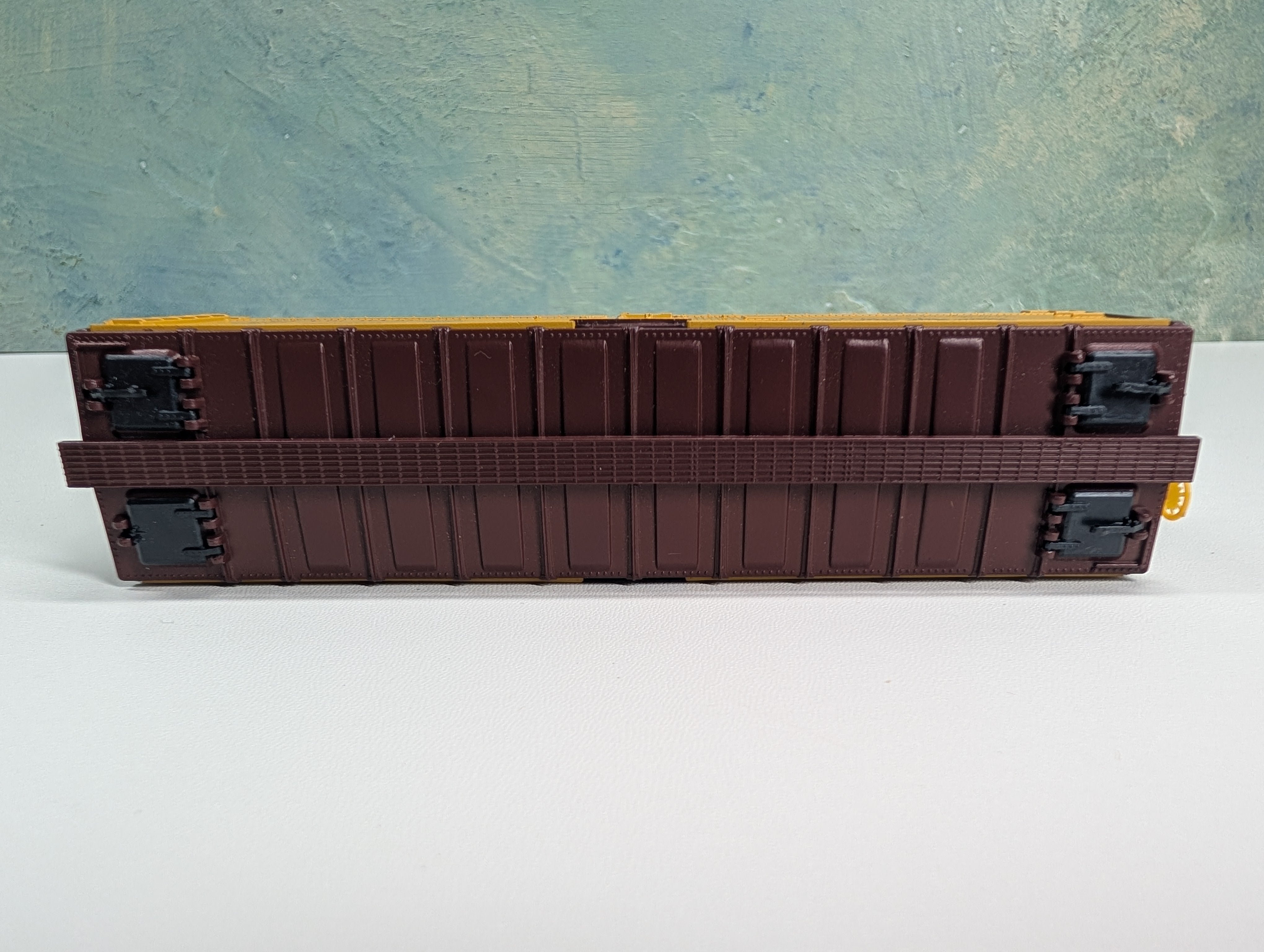 USED Athearn HO Scale Beer Reefer Coors Beer GARE #5464 Metal Wheels