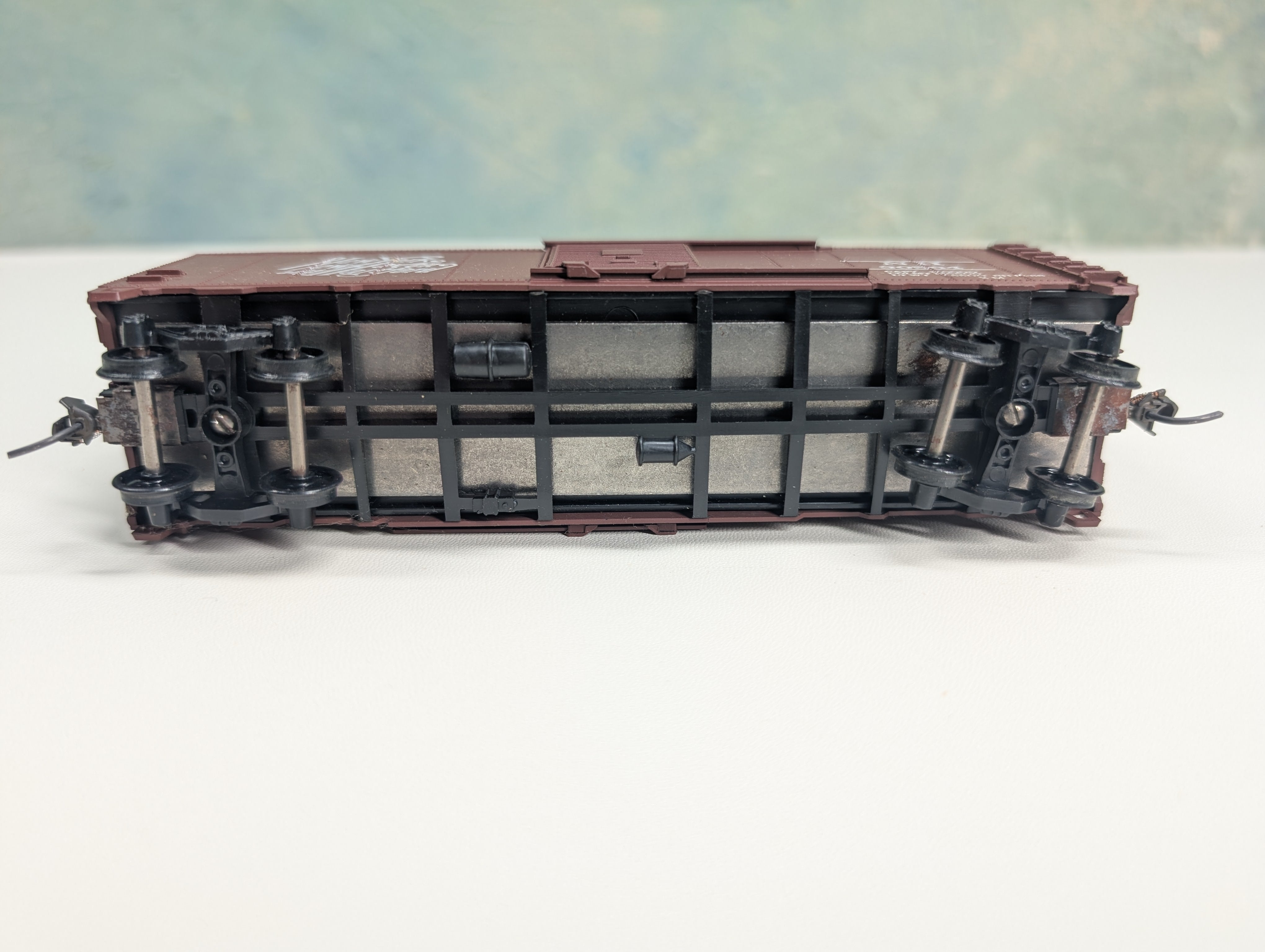 USED Athearn HO Scale 40' Box Car New Haven NH #30564