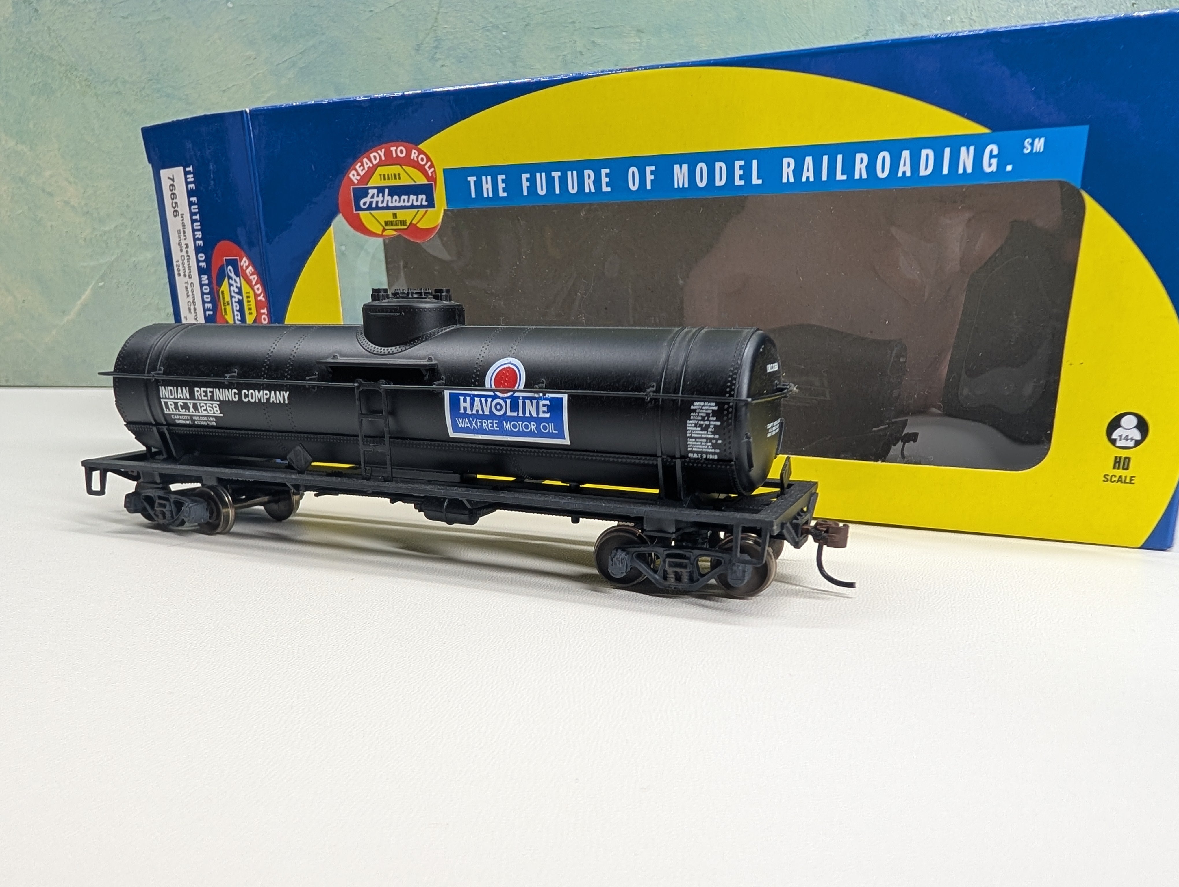 USED Athearn 76656 HO Scale Single Dome Tank Car Indian Refining Company IRCX #1268