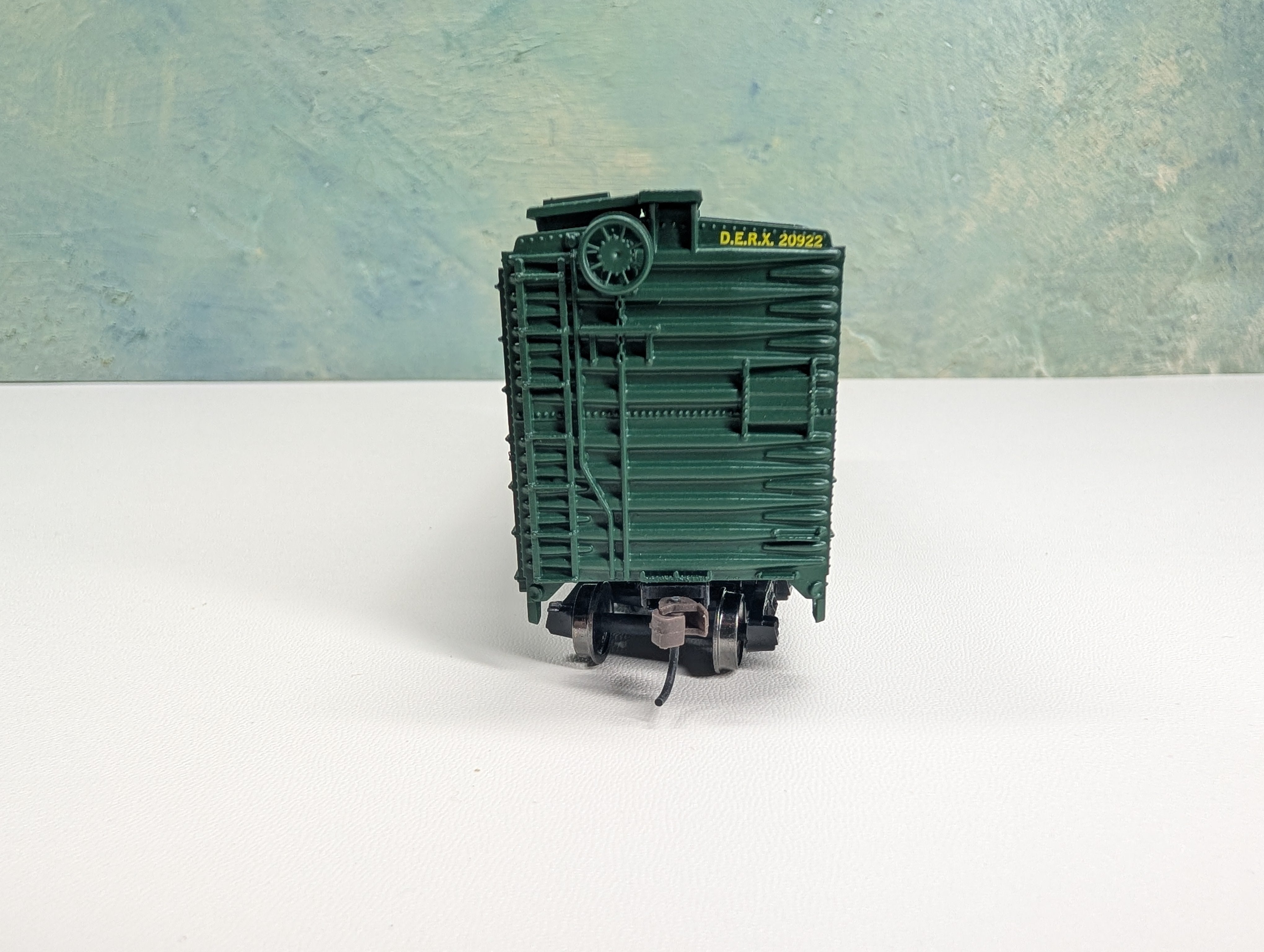 USED Athearn 8172 HO Scale John Deere 40' Box Car DERX #20922