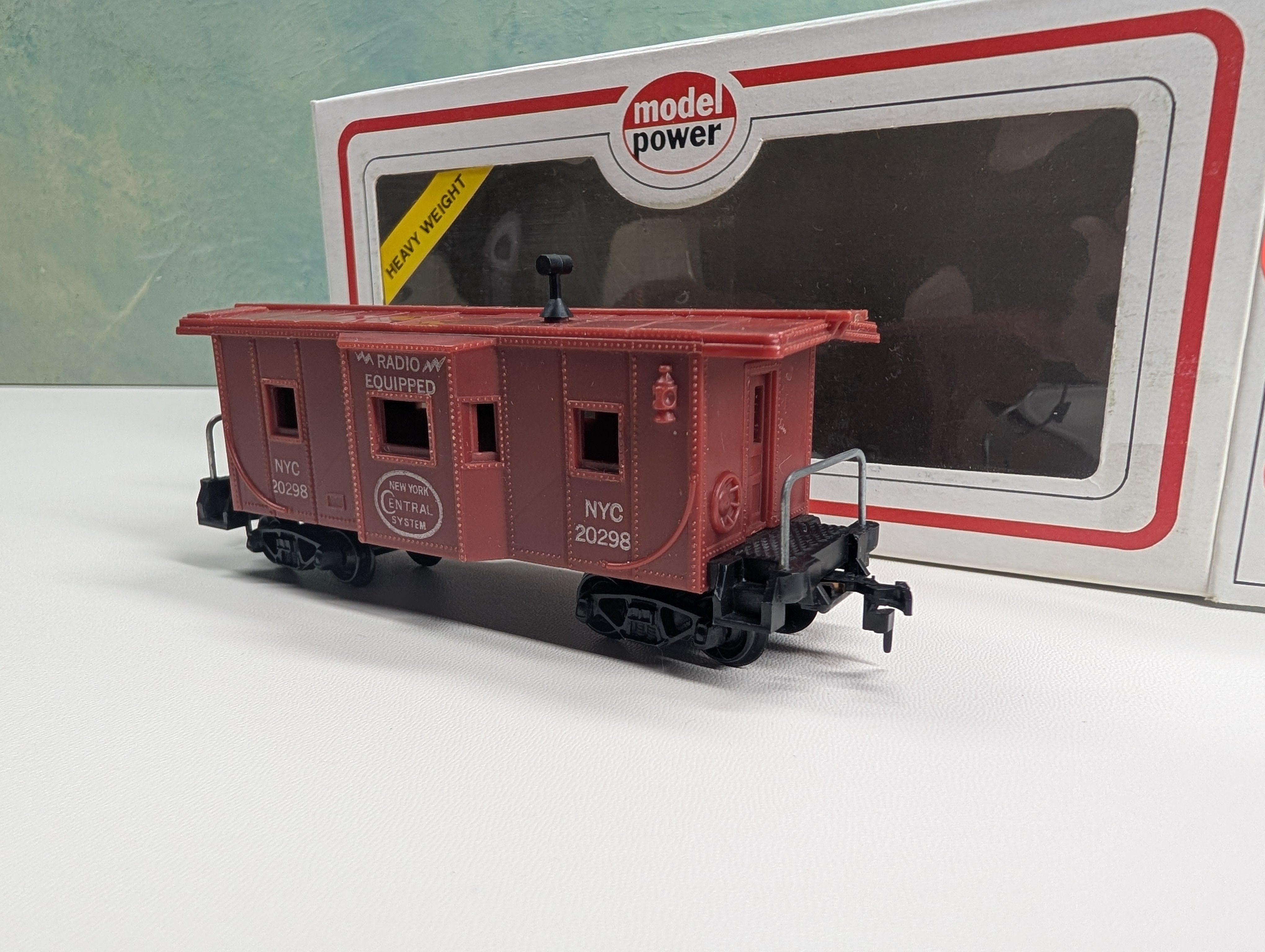 USED Model Power HO Scale Bay Window Caboose New York Central NYC #20298