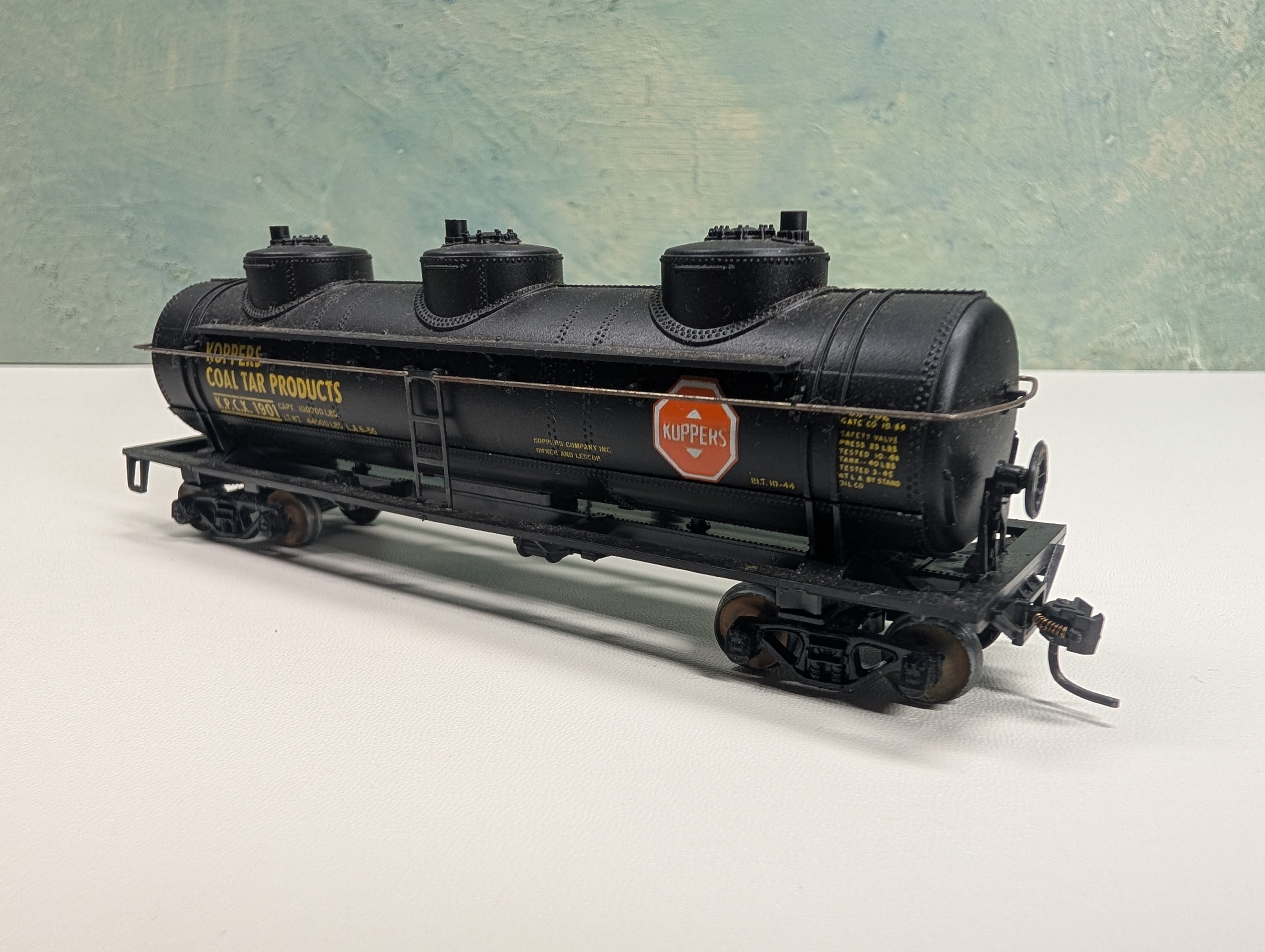USED Athearn HO Scale Triple Dome Tank Car Koppers KPCX #1901