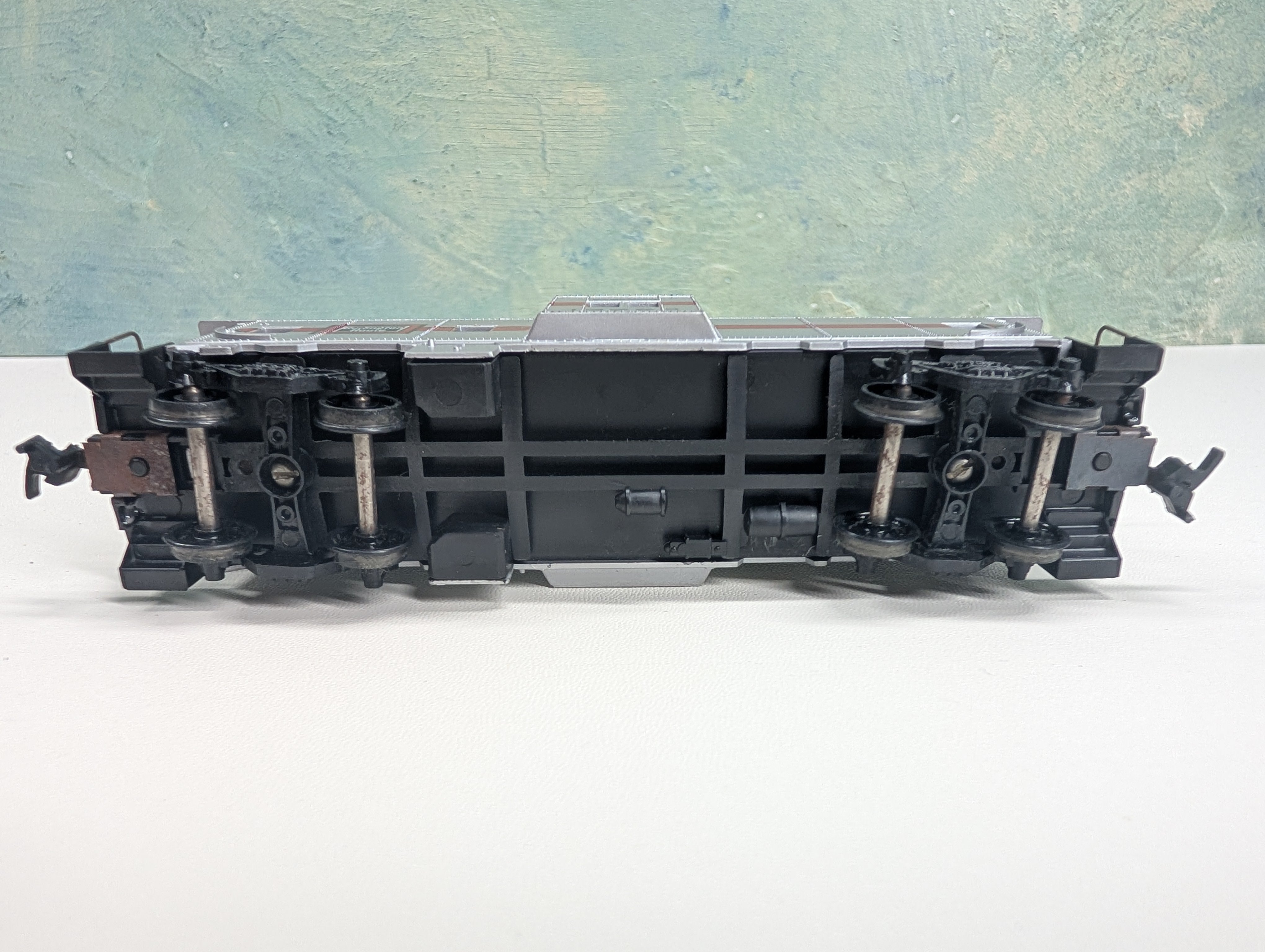 USED Athearn HO Scale Bay Window Caboose Burlington CB&Q #13520