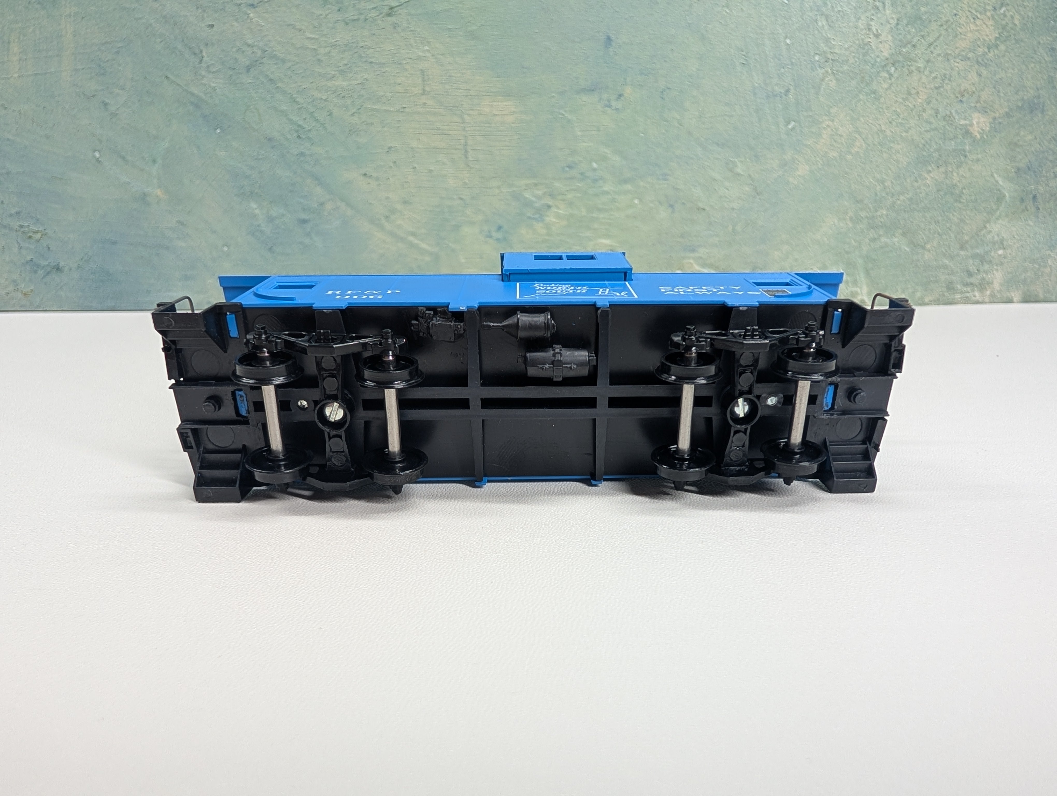 USED Athearn 5398 HO Scale Caboose Richmond, Fredericksburg & Potomac RF&P #906