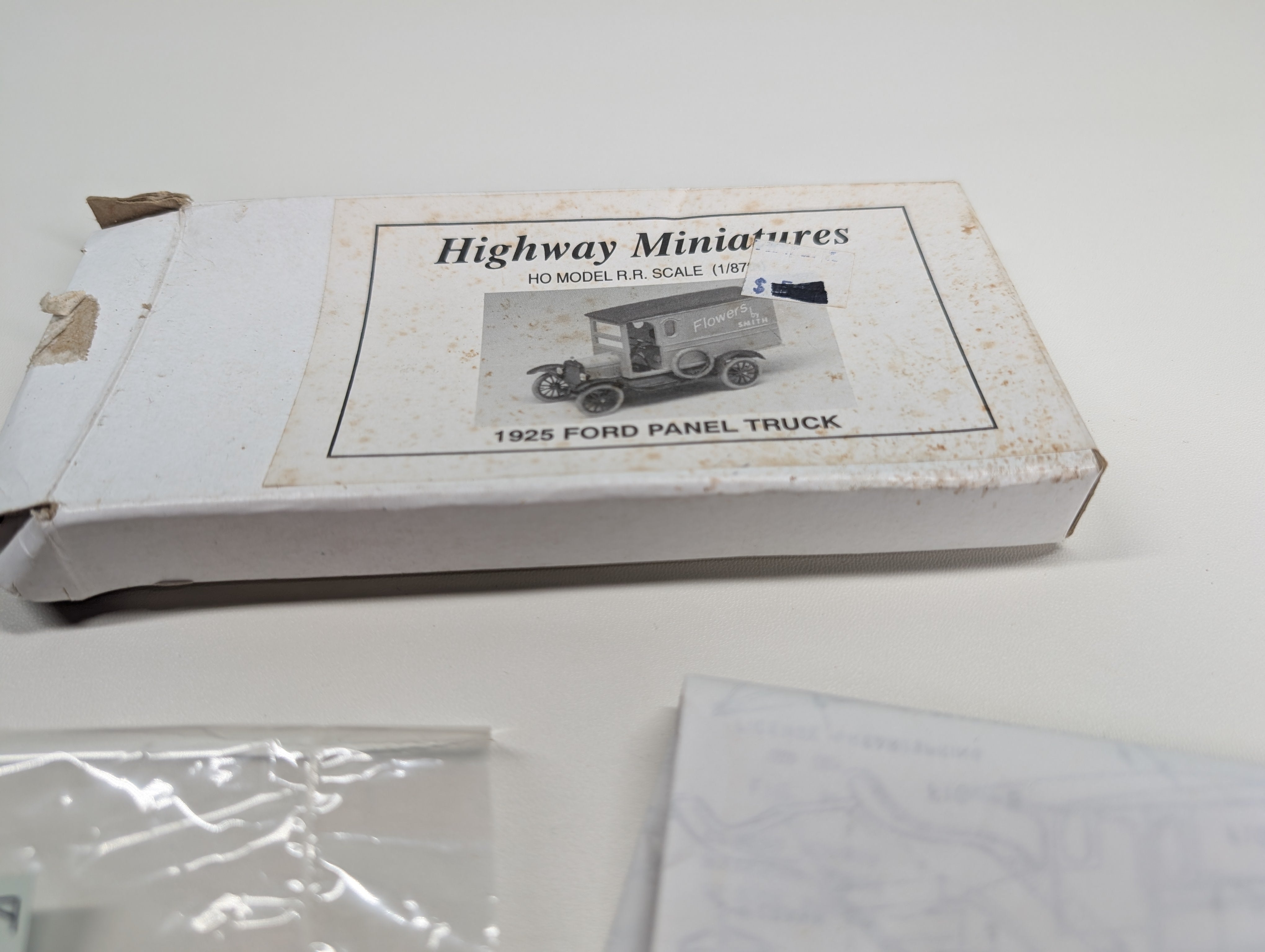 Highway Miniatures 360-216 HO Scale Jordan 1925 Ford Panel Truck KIT