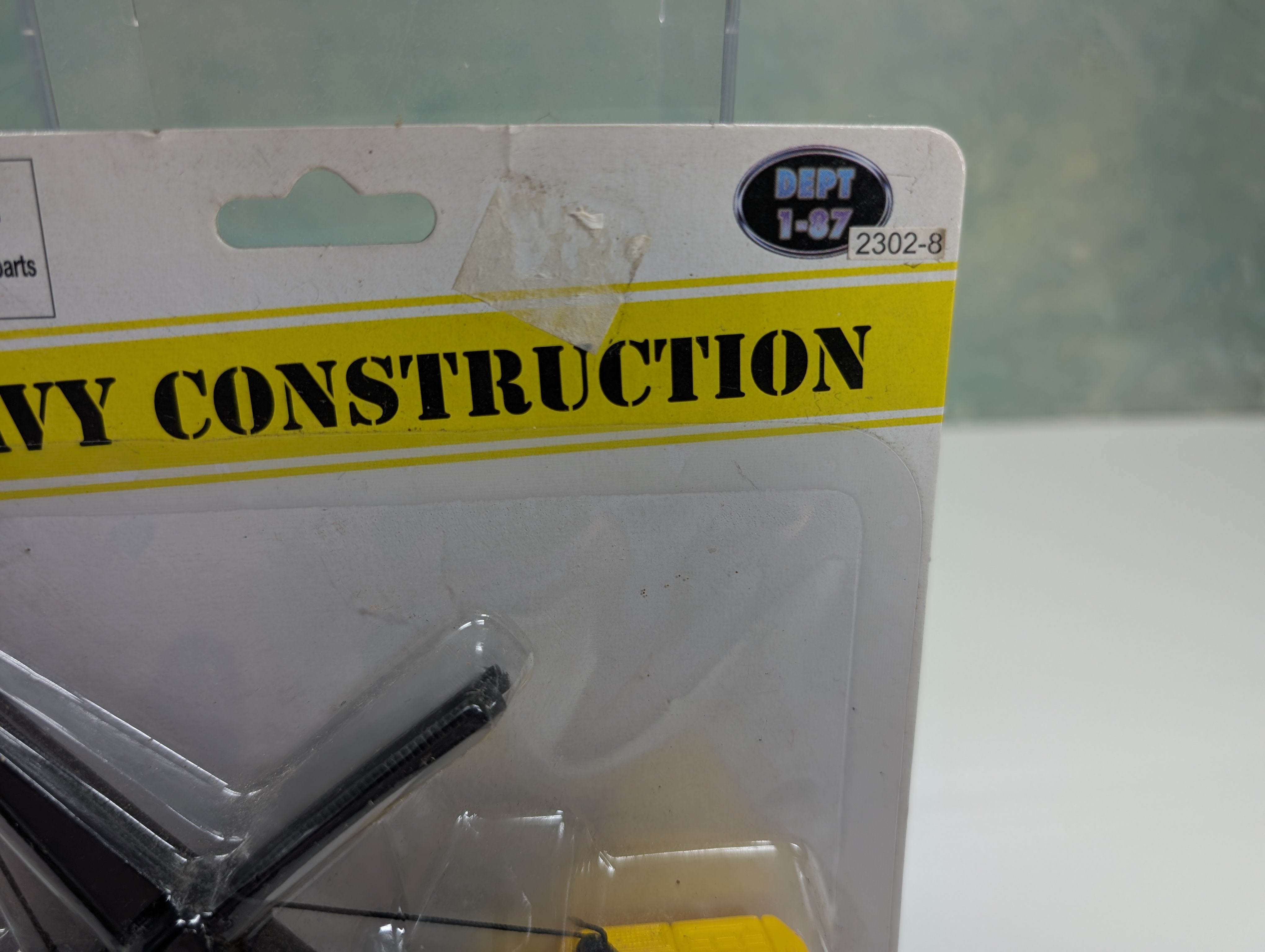 Boley 147041 HO Scale Heavy Duty Construction Shovel Yellow