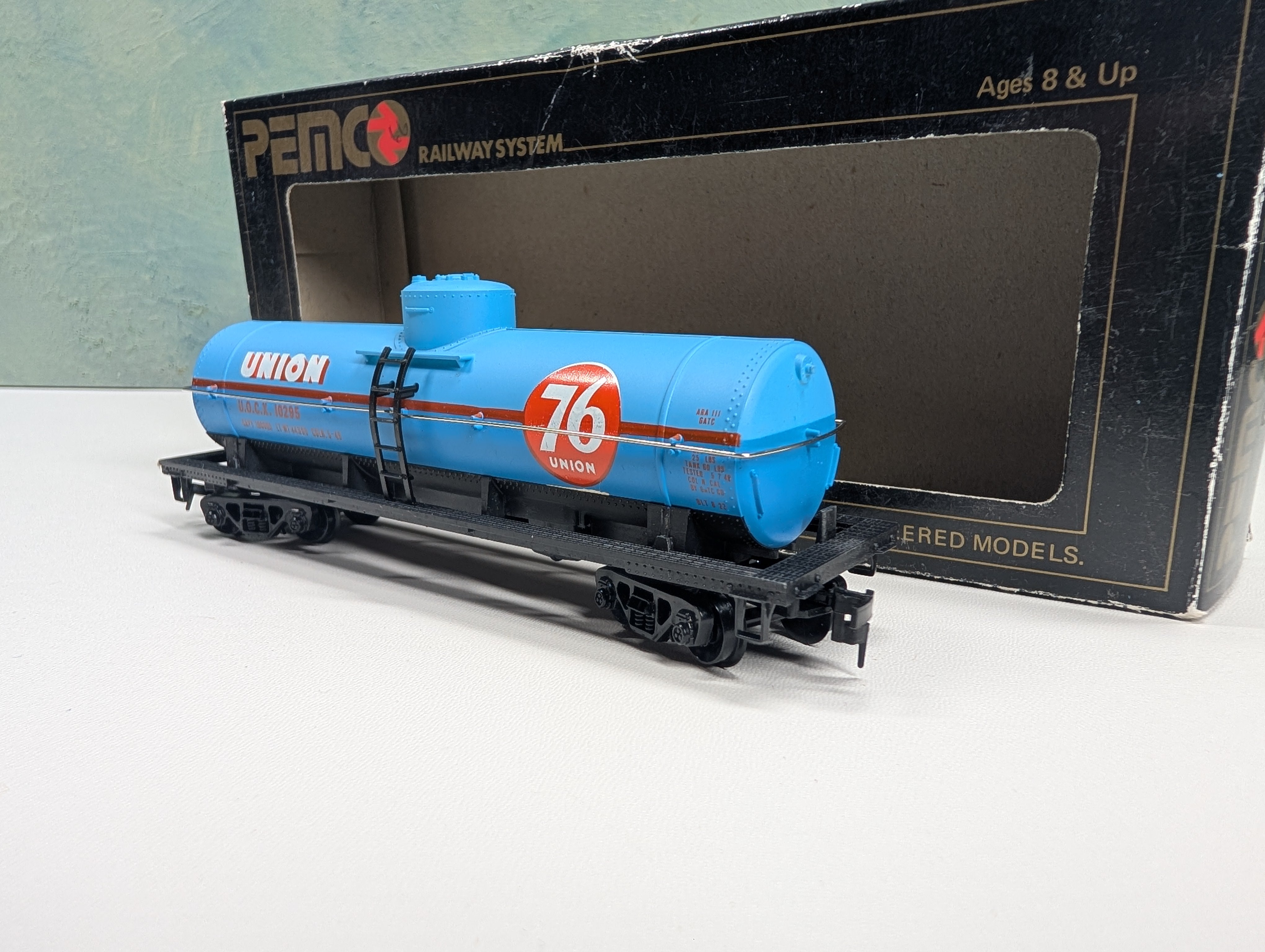USED Pemco #3401-023 HO Scale Single Dome Tank Car Union 76 UOCX #10295