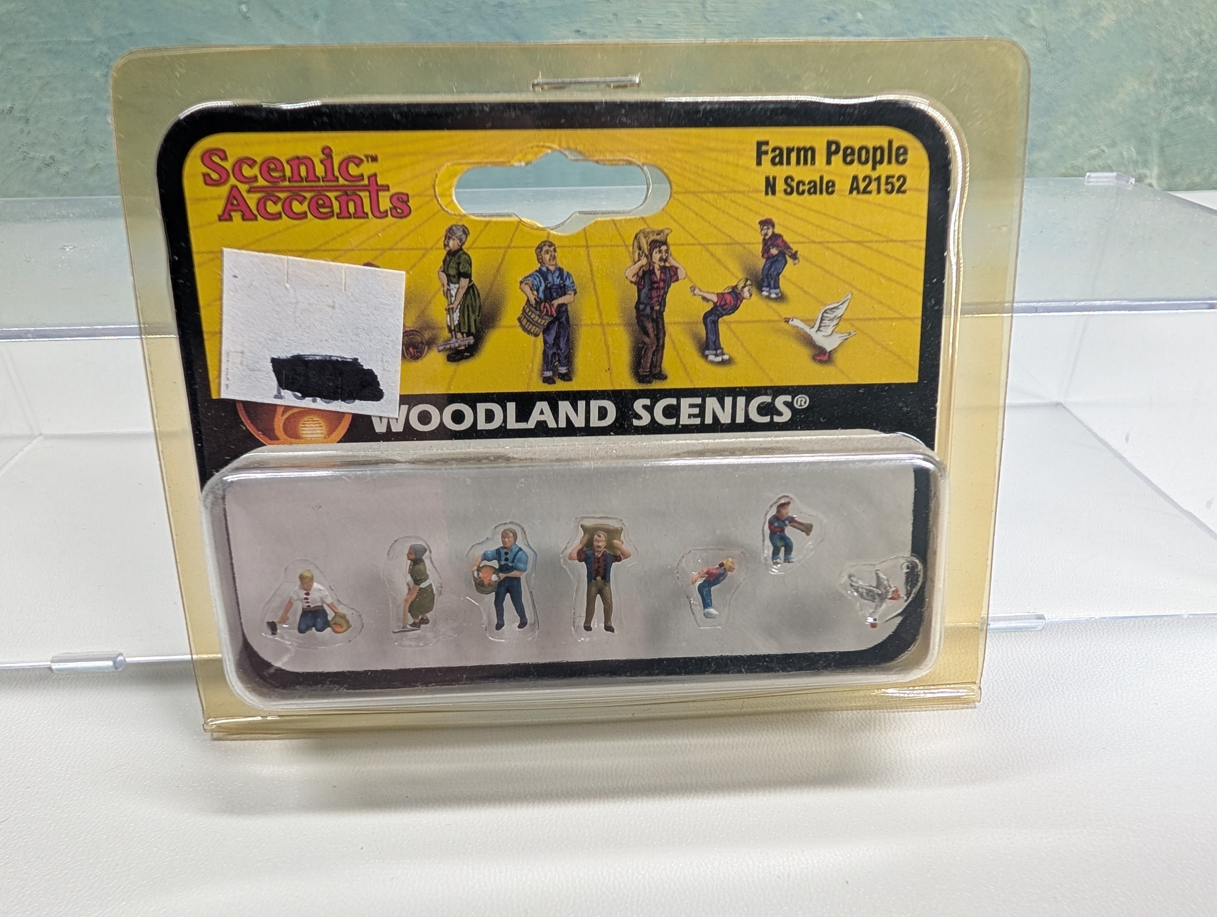 Woodland Scenics A2152 N Scale Farm People (7 pcs)