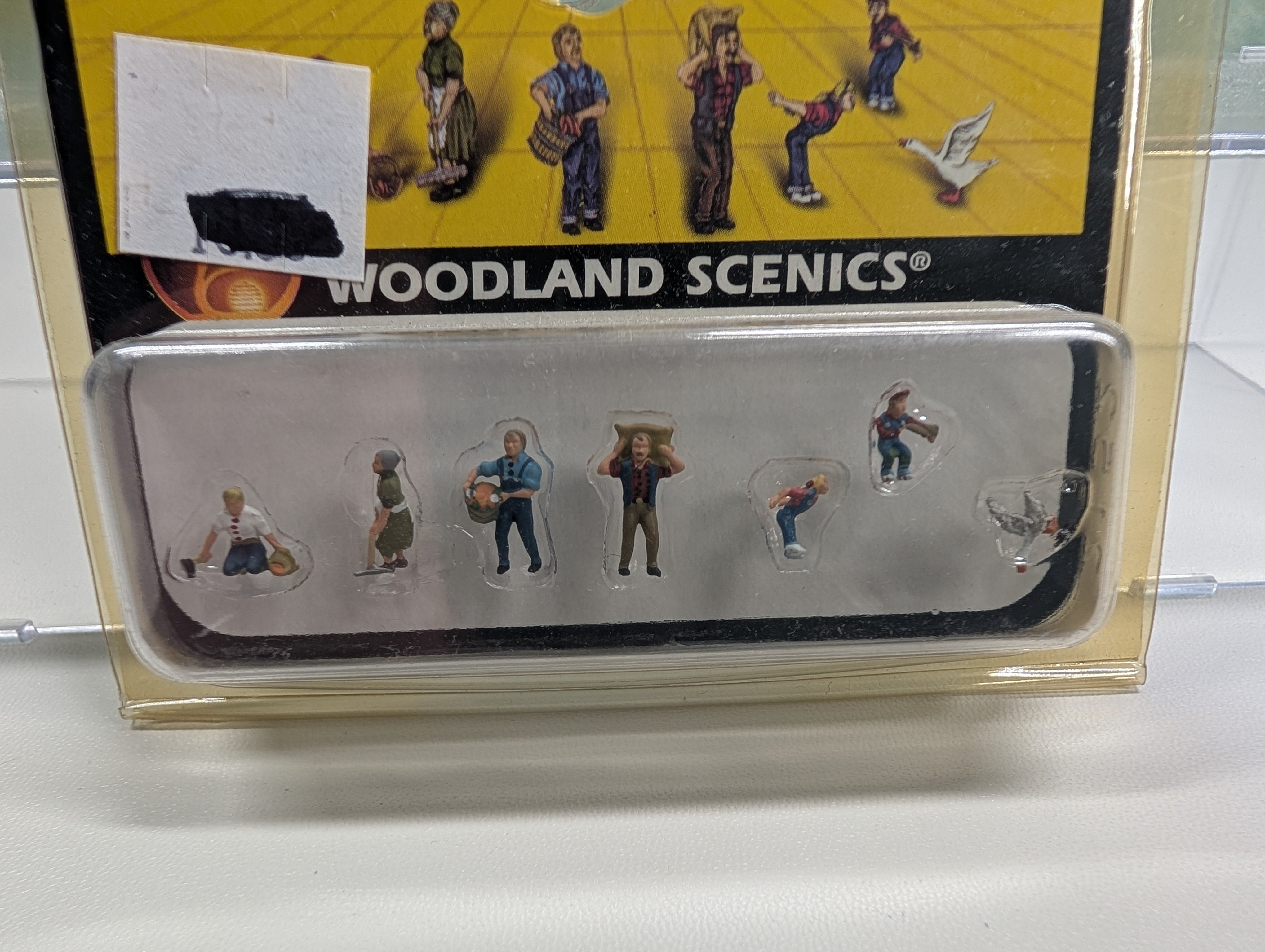Woodland Scenics A2152 N Scale Farm People (7 pcs)