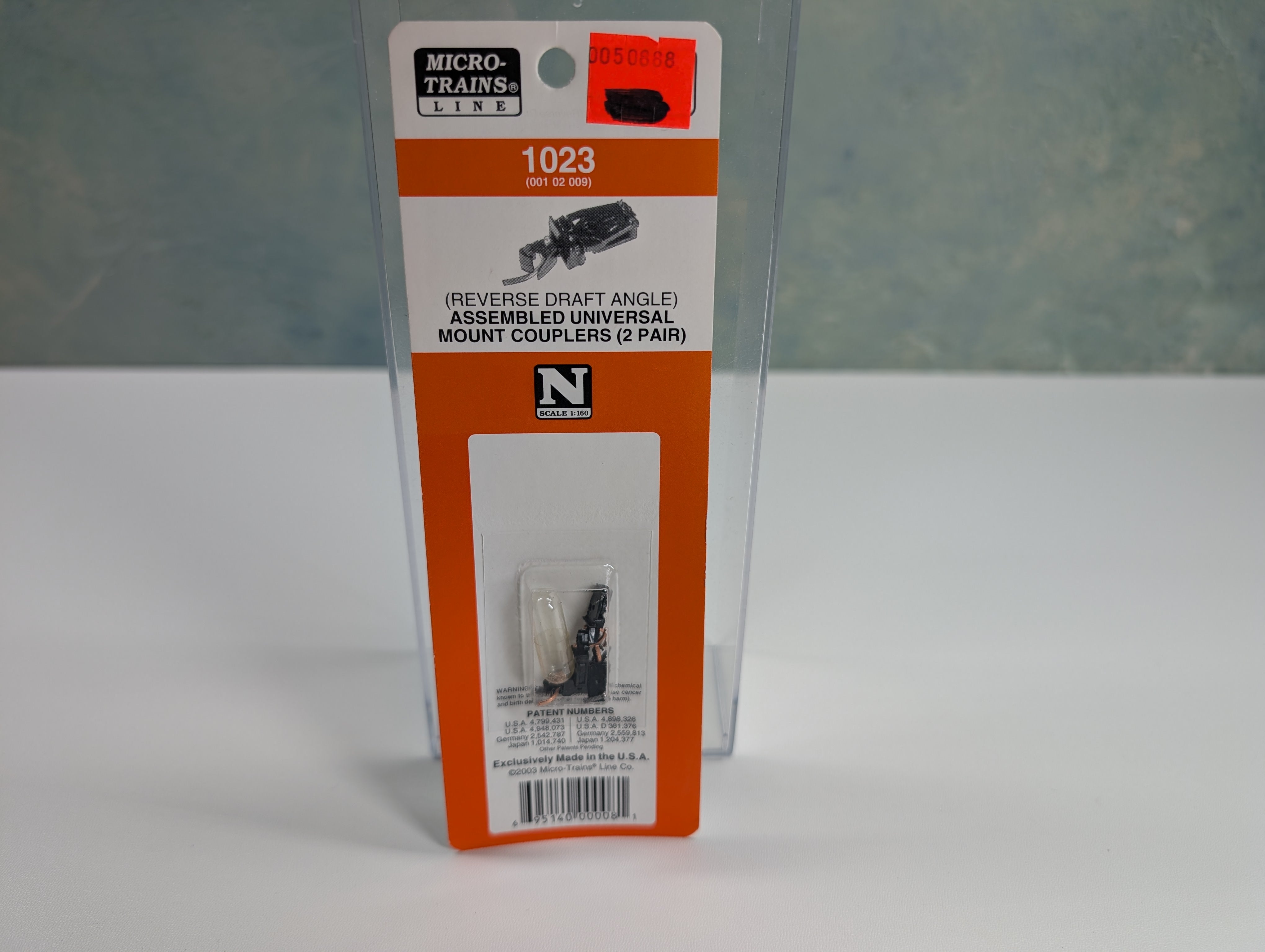 Micro-Trains 001 02 009 N Scale #1023 Assembled Universal Mount Coupler (Reverse Draft Angle) (2 Pair pcs)